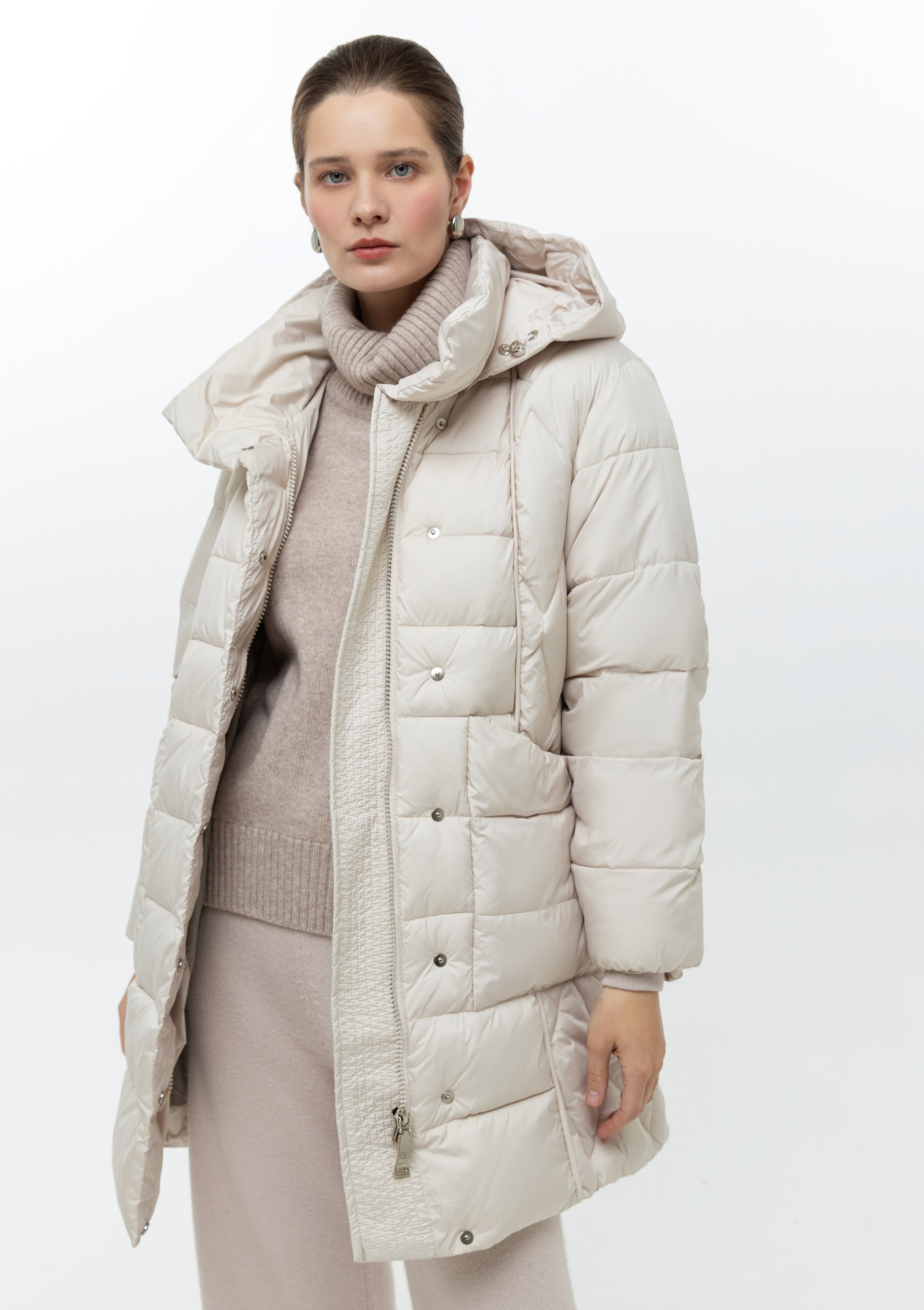 Каталог. Верхняя одежда + трикотаж бренда. 4ч,. Визажист для брендов, Фэшн продюсер Олеся Глушкова