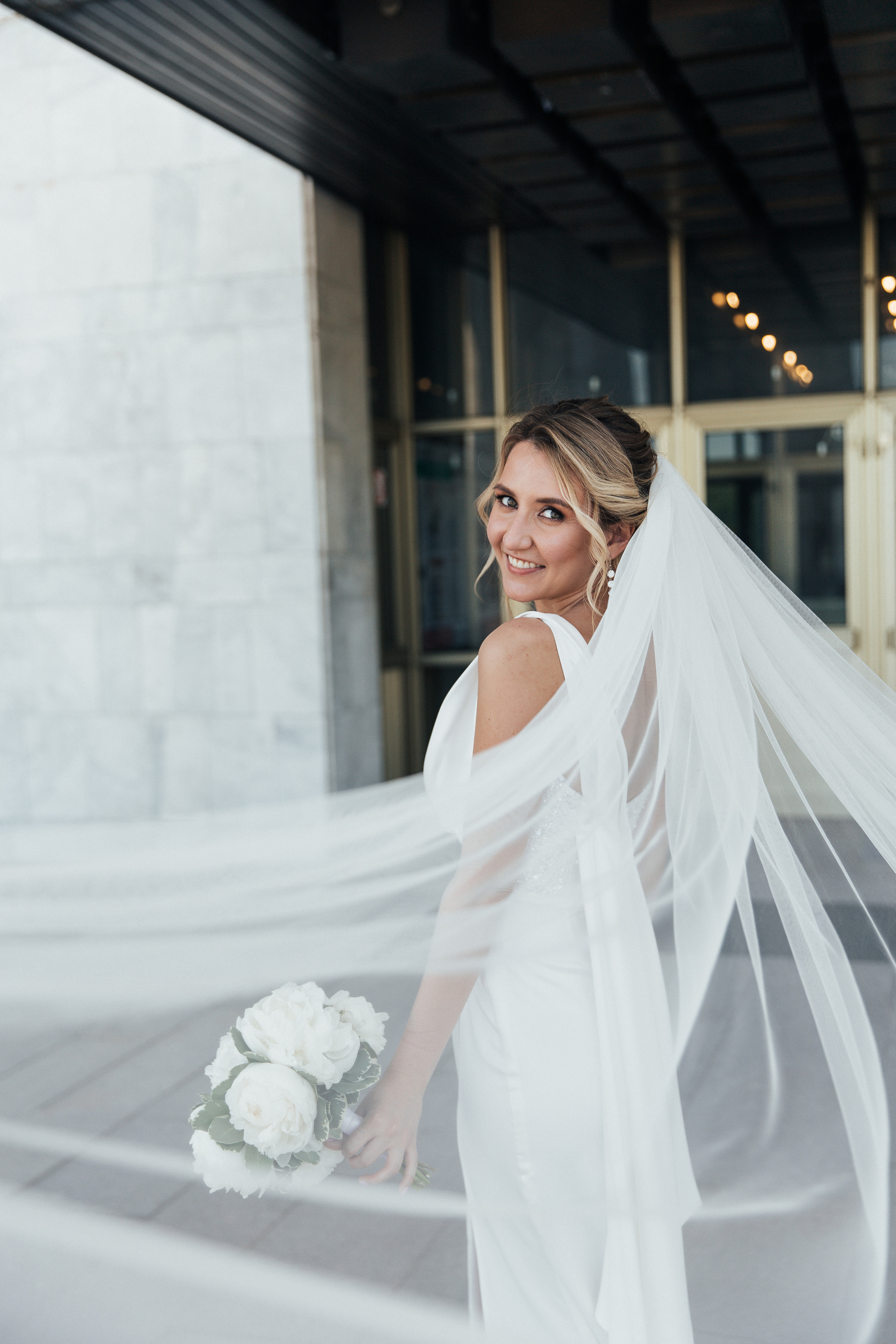 Свадебная фотосессия Ксении и Александра в Усадьбе Горки Ленинские. Свадебный фотограф Домодедово Москва Катерина Алехина