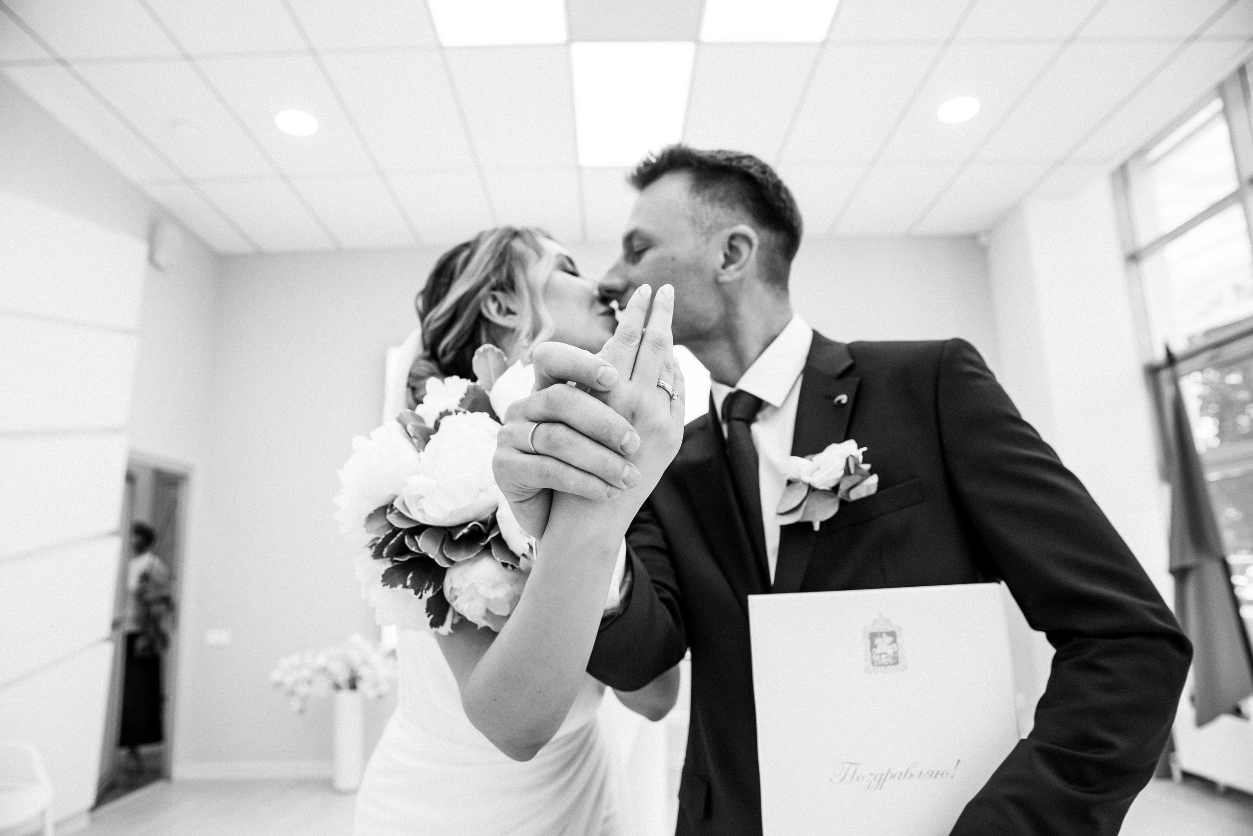 Анонс свадебных фотографий Ксении и Александра. Свадебный фотограф Домодедово Москва Катерина Алехина