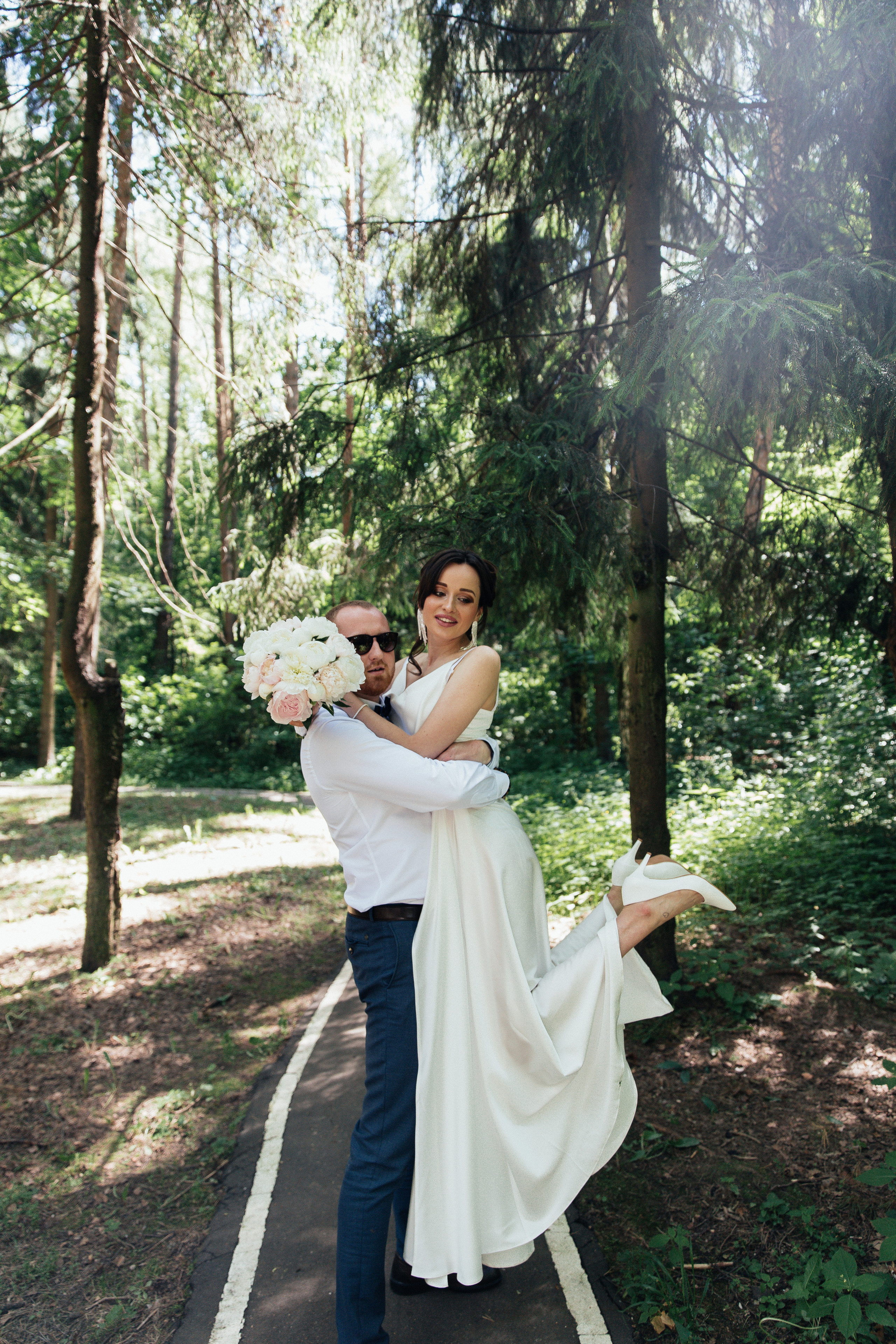 Свадебная съемка в Парке Елочки Домодедово и ЗАГСе Домодедово. Свадебный фотограф Домодедово Москва Катерина Алехина