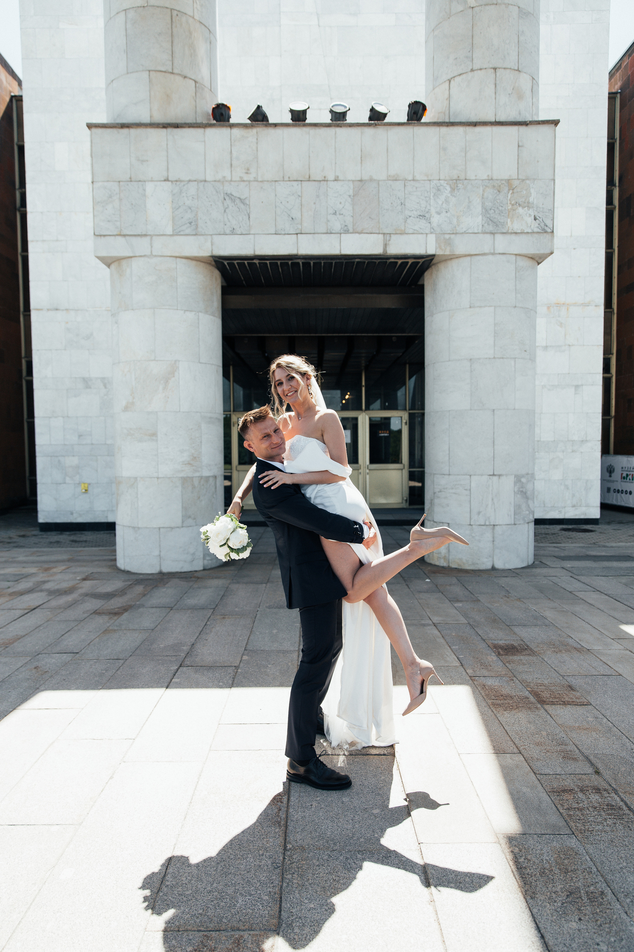 Свадебная фотосессия Ксении и Александра в Усадьбе Горки Ленинские. Свадебный фотограф Домодедово Москва Катерина Алехина