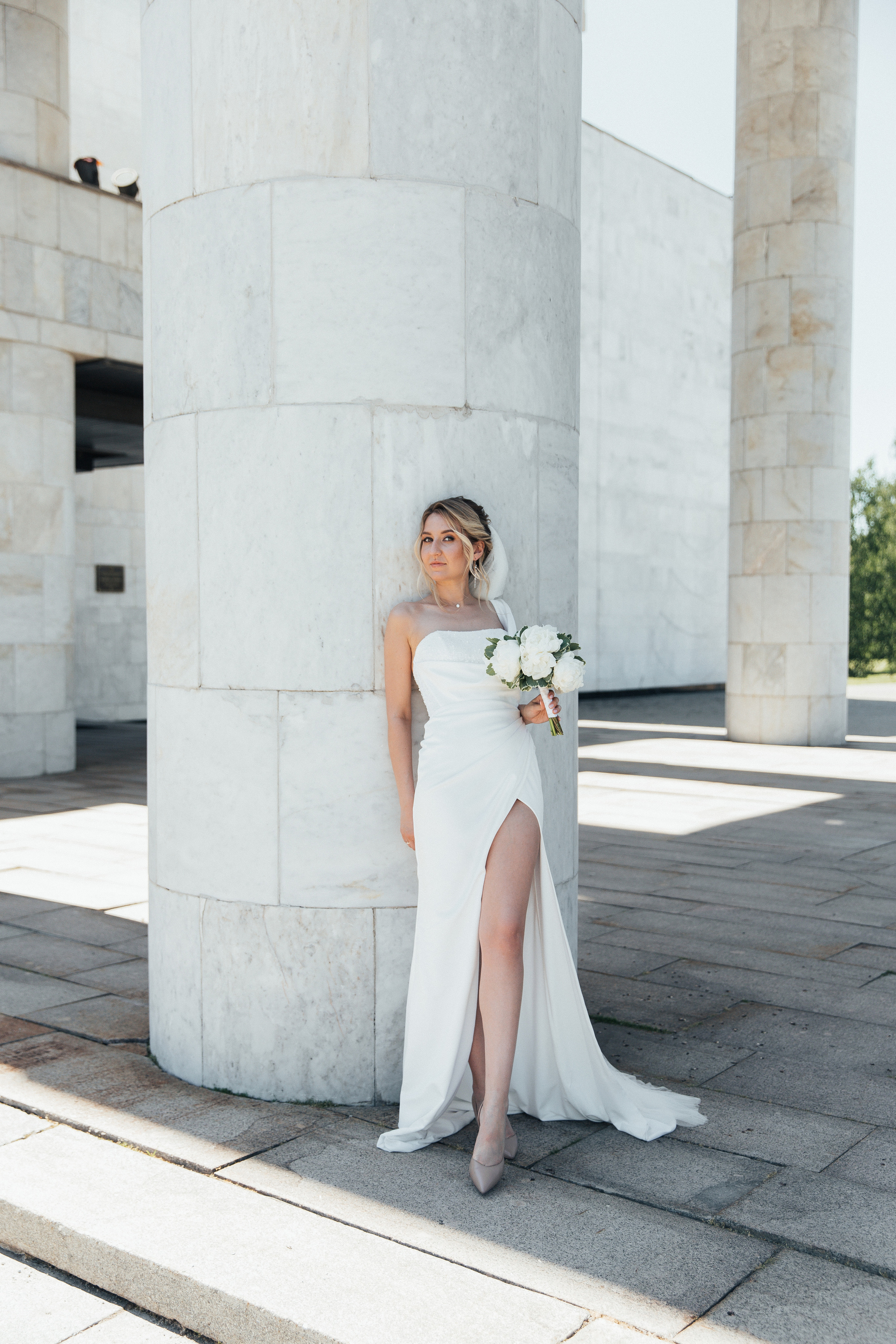 Свадебная фотосессия Ксении и Александра в Усадьбе Горки Ленинские. Свадебный фотограф Домодедово Москва Катерина Алехина