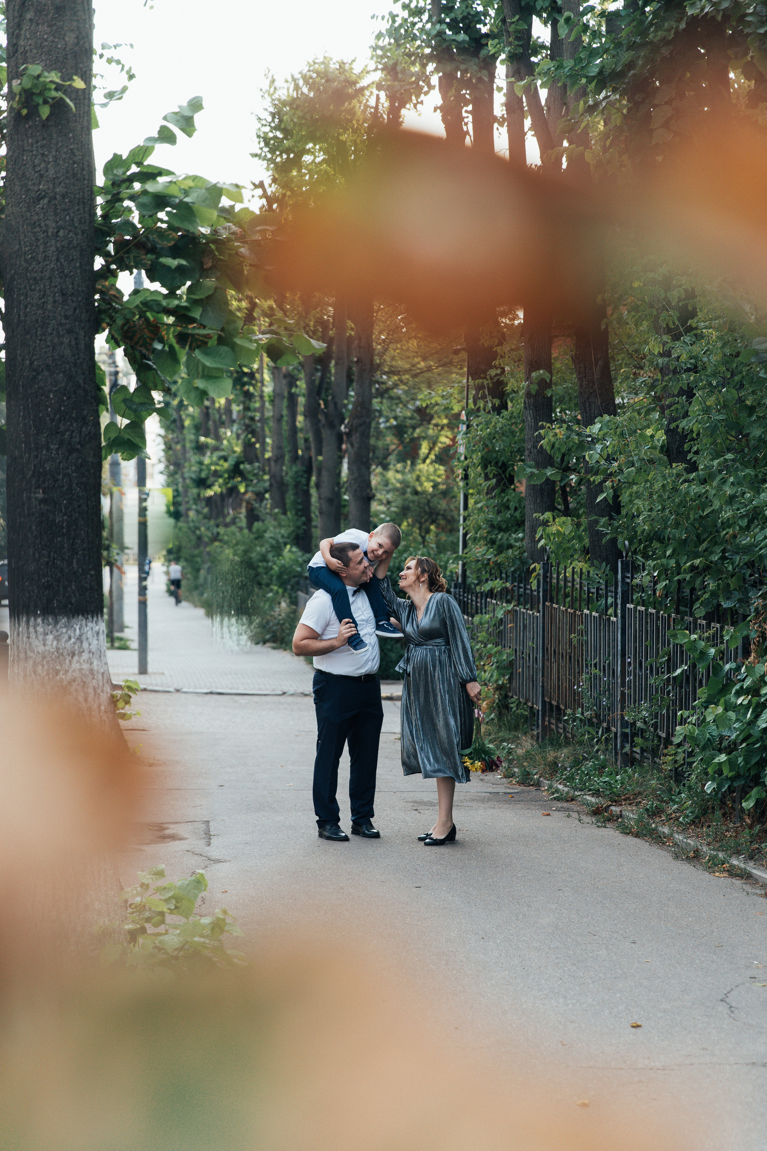 Анонс семейной прогулки Елены Александра и Дани в Видном. Свадебный фотограф Домодедово Москва Катерина Алехина