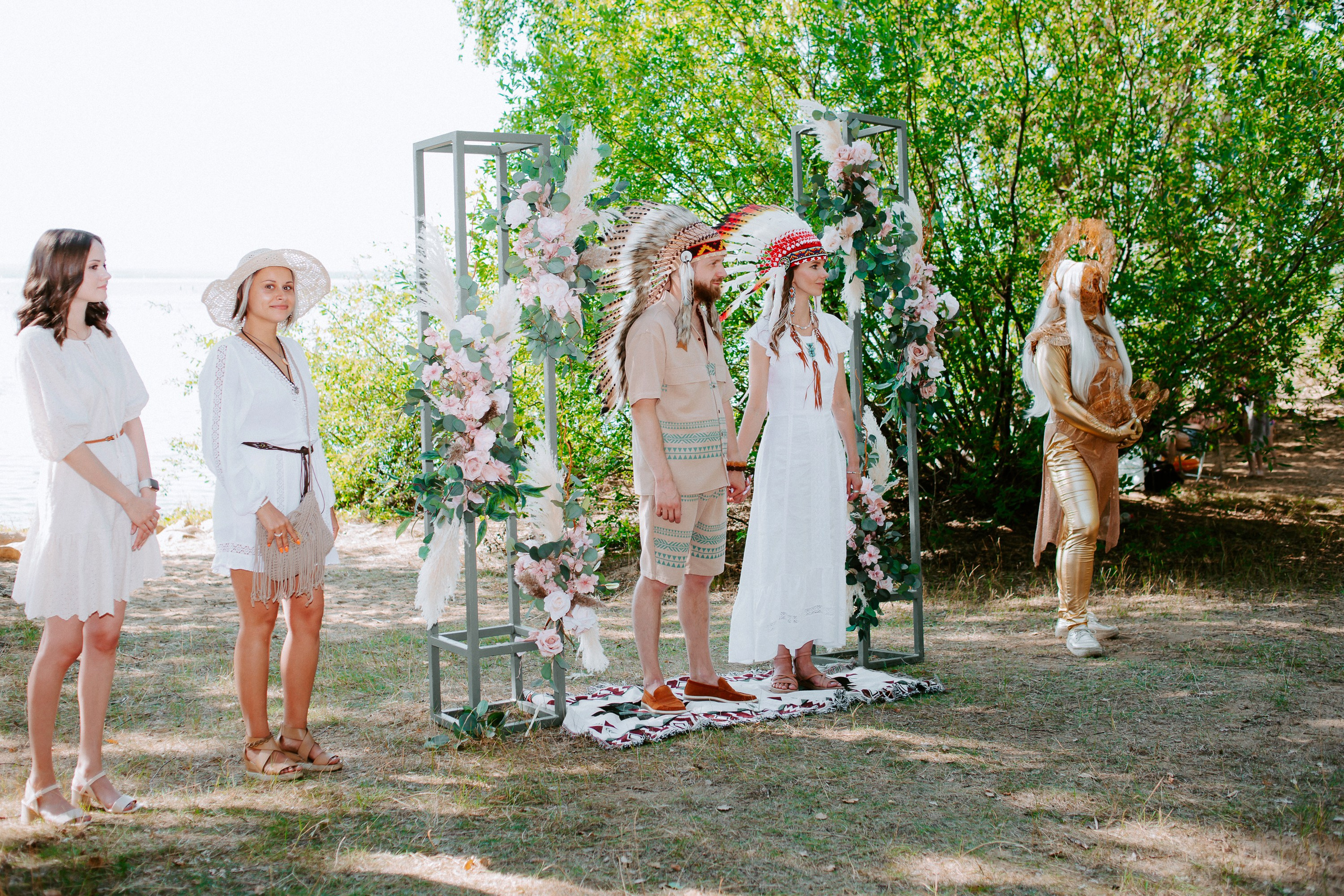 Выездная регистрация и свадебный банкет. Евгения и Илья. Фотограф в Челябинске Ополихина Анна