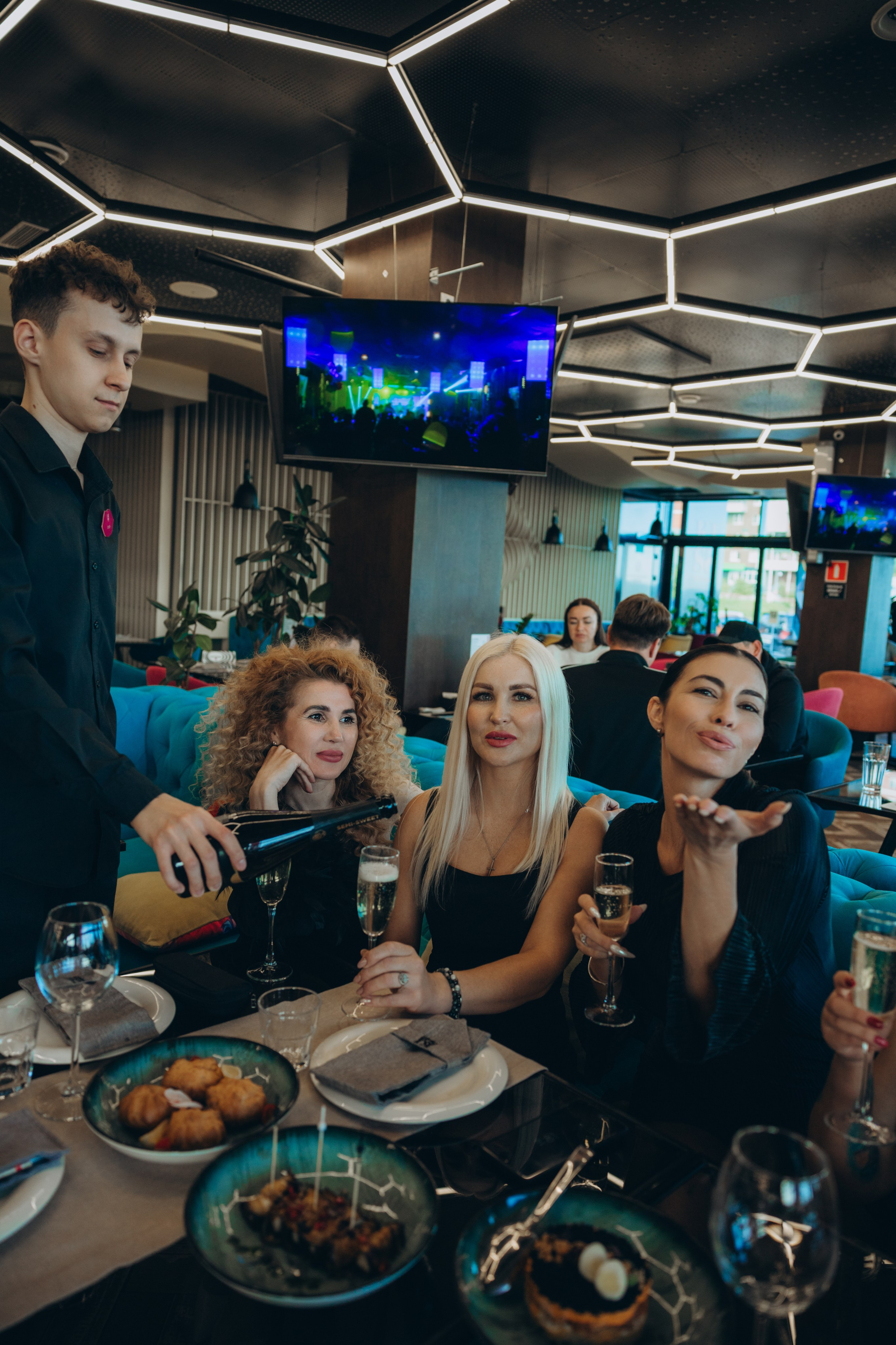 Кис. Свадебный, семейный фотограф в Иркутске Светлана Макаричева