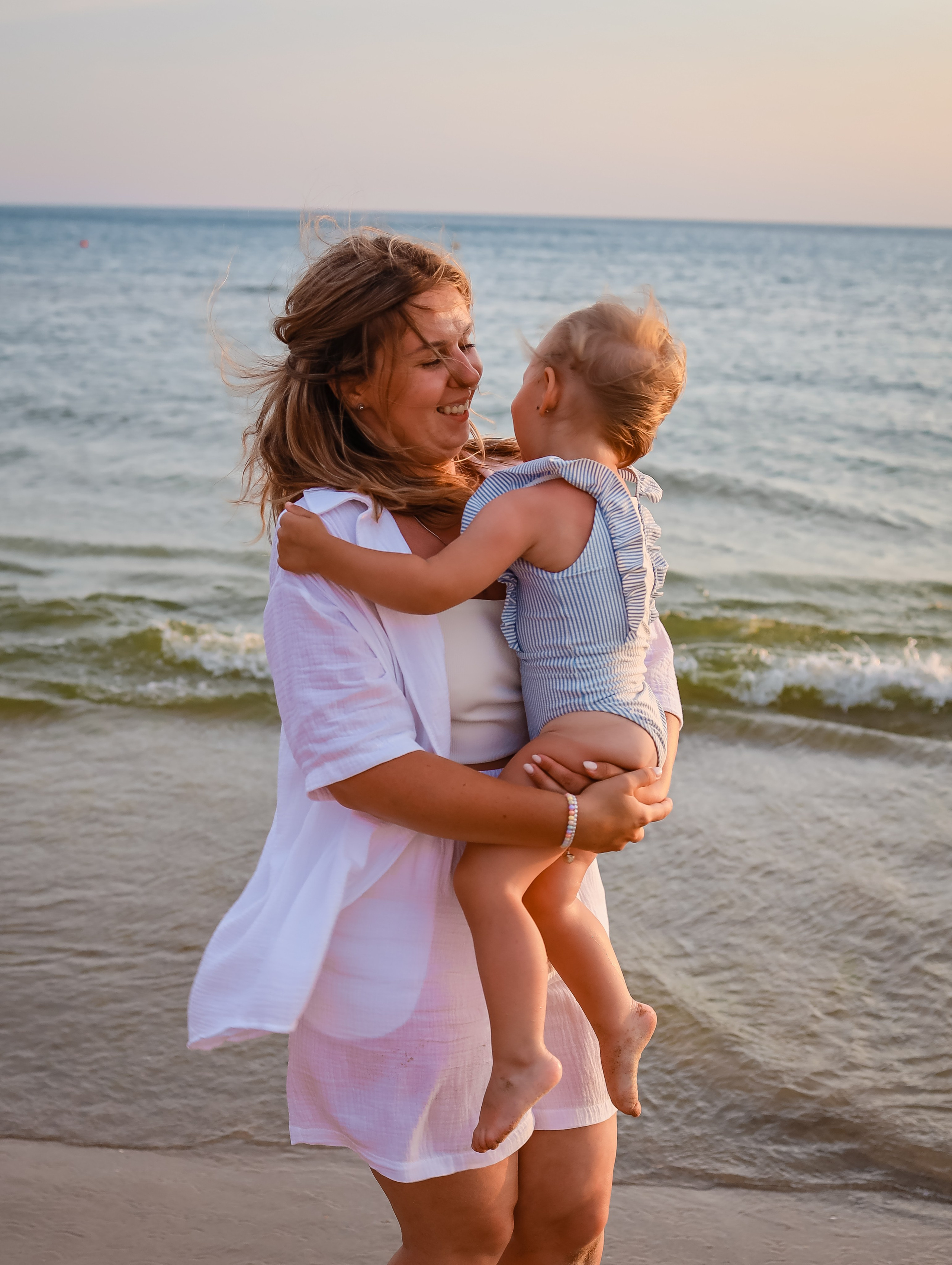 День рождения 2 года на пляже. Главная