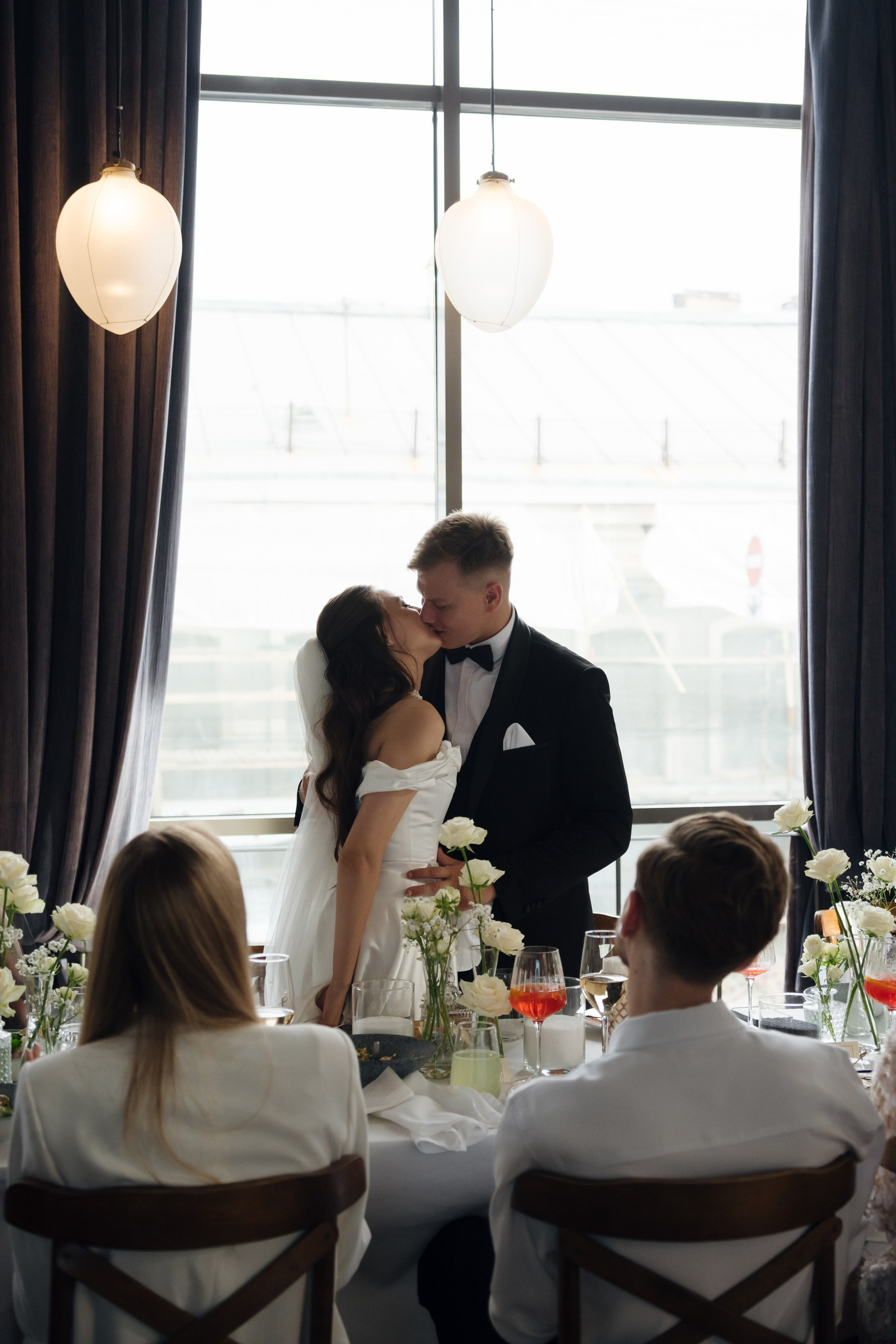 Social club. Свадебный фотограф в Петербурге Таша Вайб