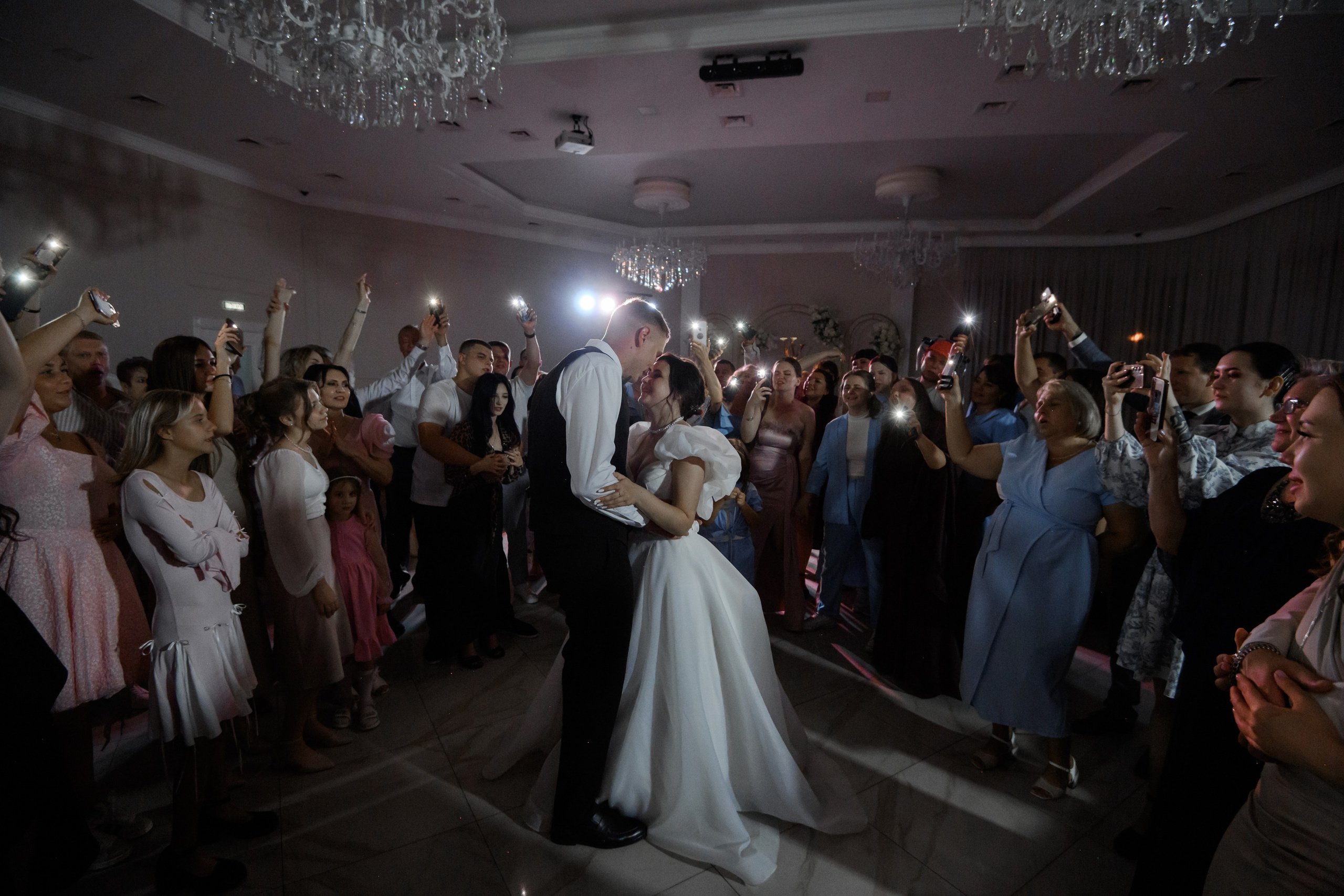 В + В. Свадебный фотограф в г. Астрахань. Так же выезжаю в другие города