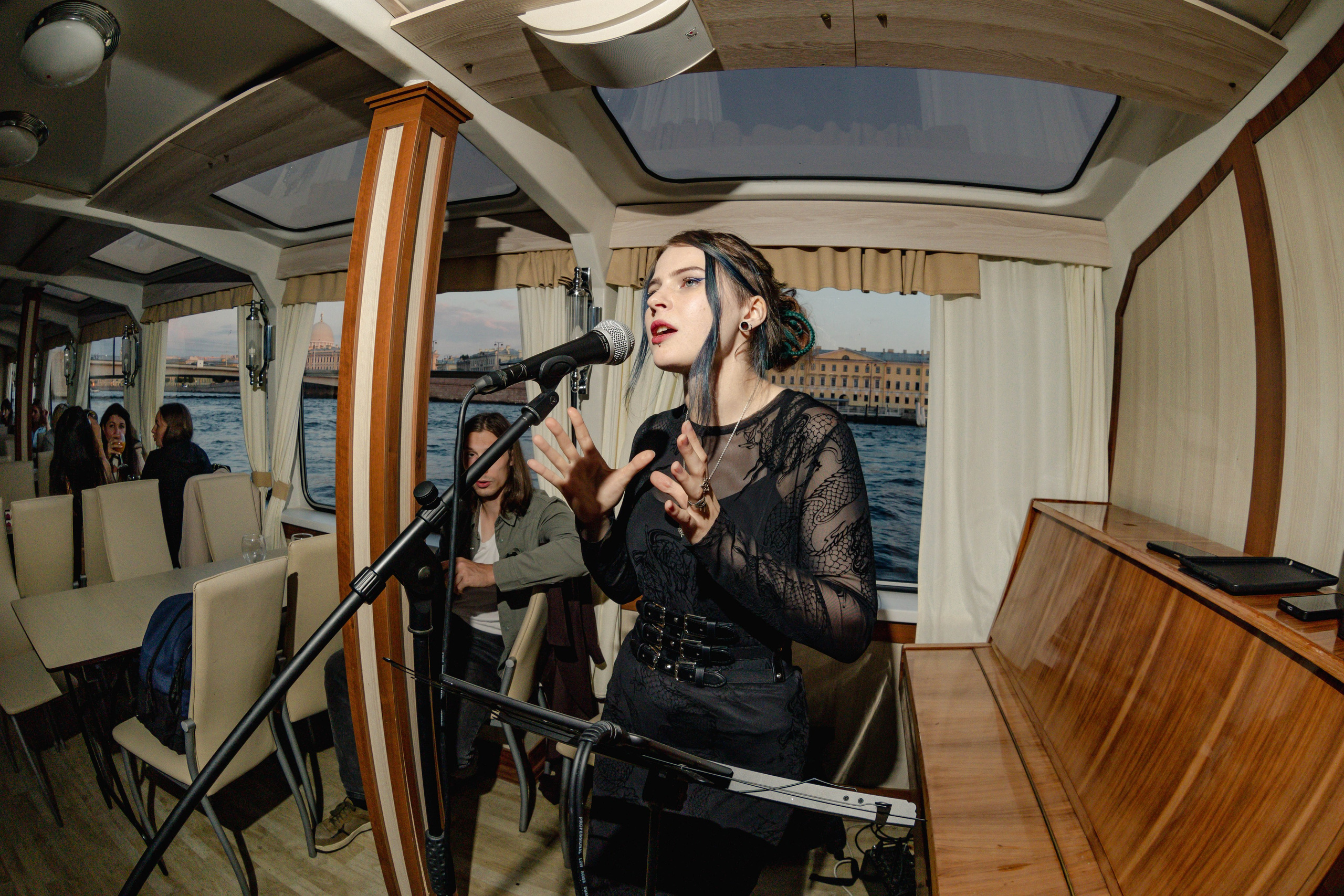 Gravity Project круизы. Репортажный и портретный фотограф в Санктпетербурге. Видиосъемка мероприятий в Санкт-Петербурге