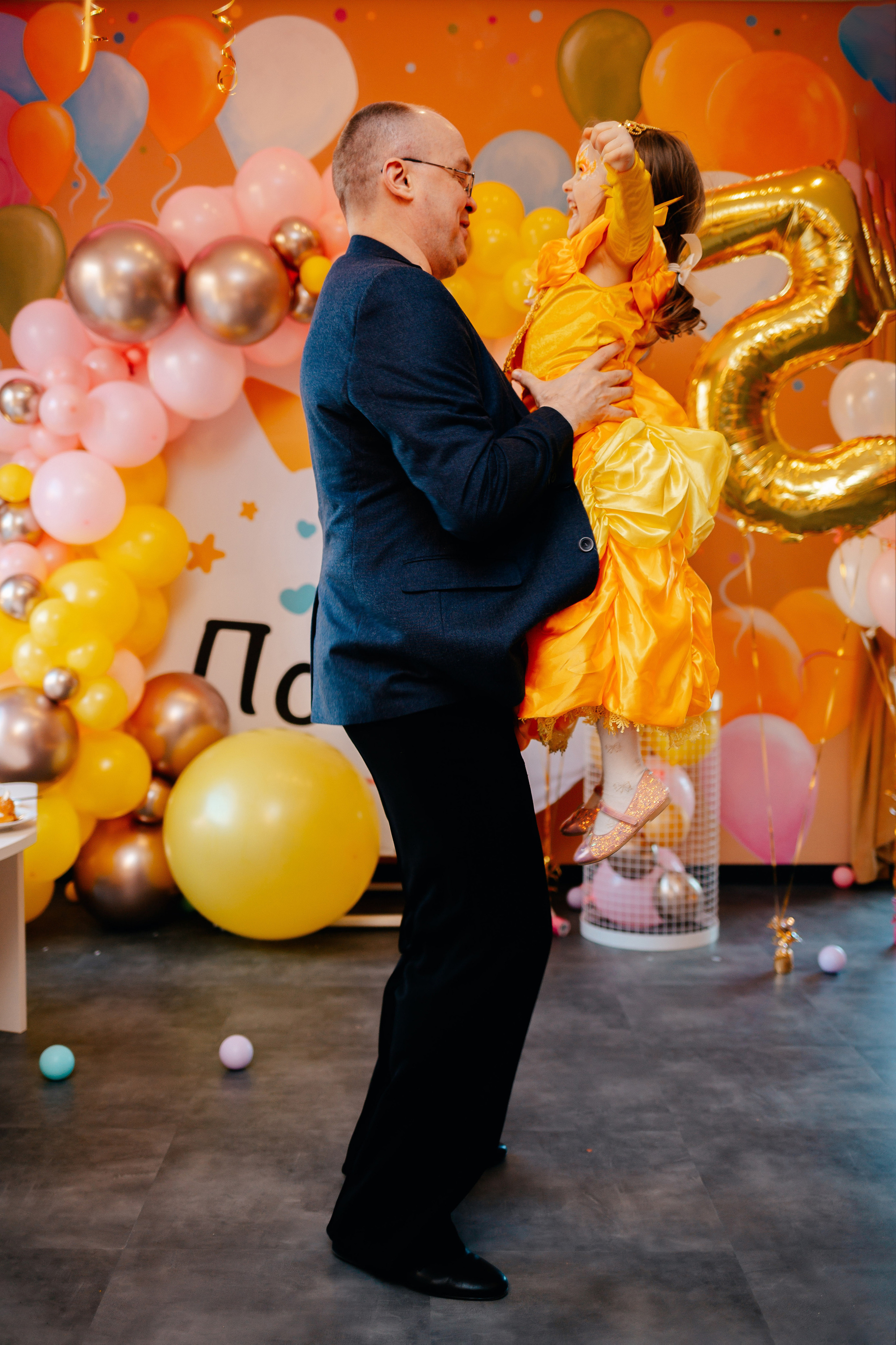 День Рождение Полины в стилистике Золушки. Семейный lifestyle фотограф в Санкт-Петербурге Людмила Пахомова