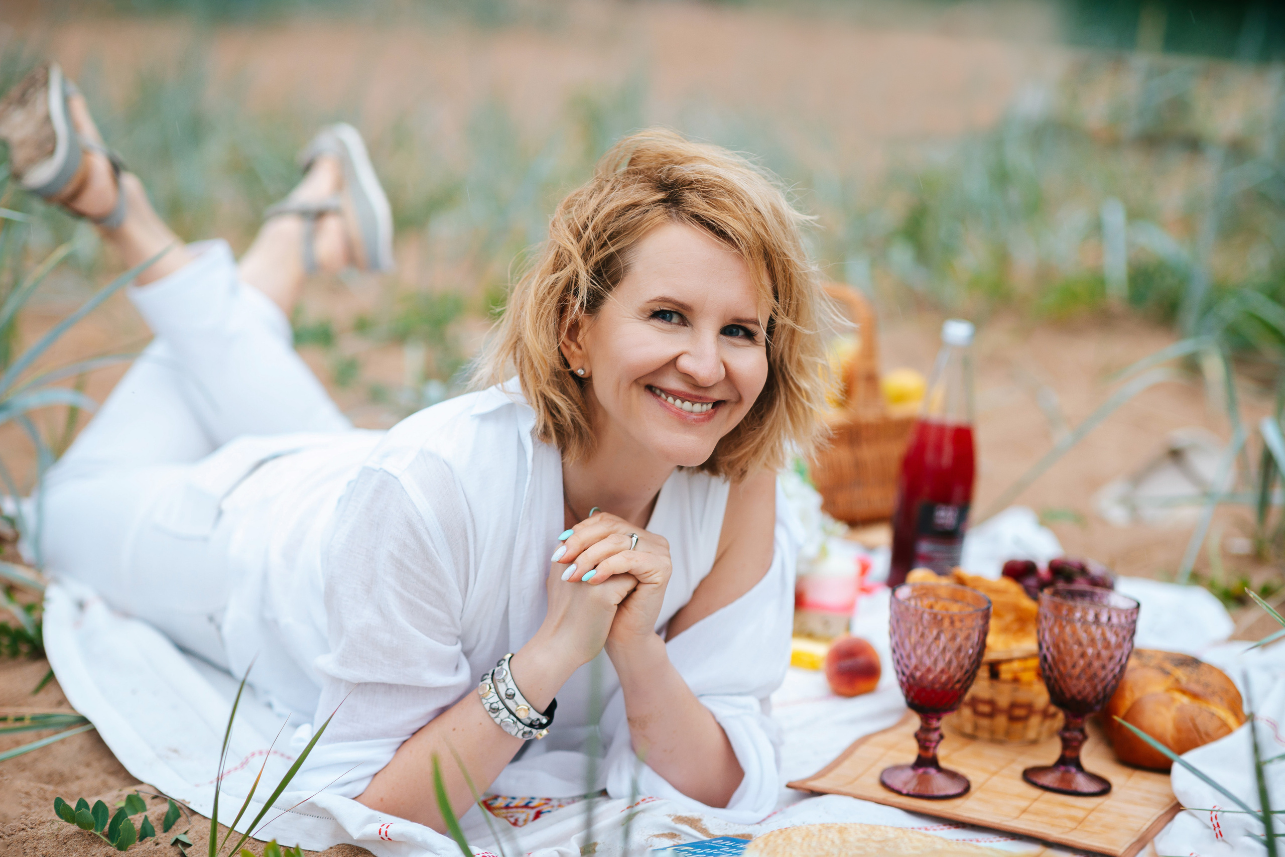 Три подружки на Финском заливе. Семейный lifestyle фотограф в Санкт-Петербурге Людмила Пахомова