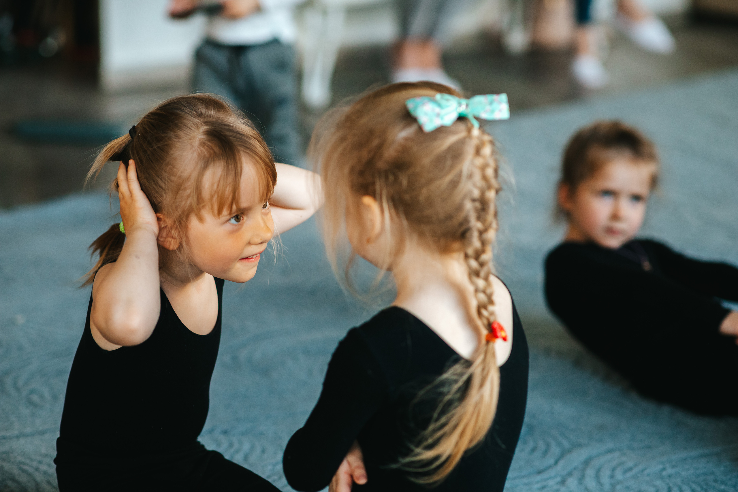 Занятие по гимнастике. Семейный lifestyle фотограф в Санкт-Петербурге Людмила Пахомова