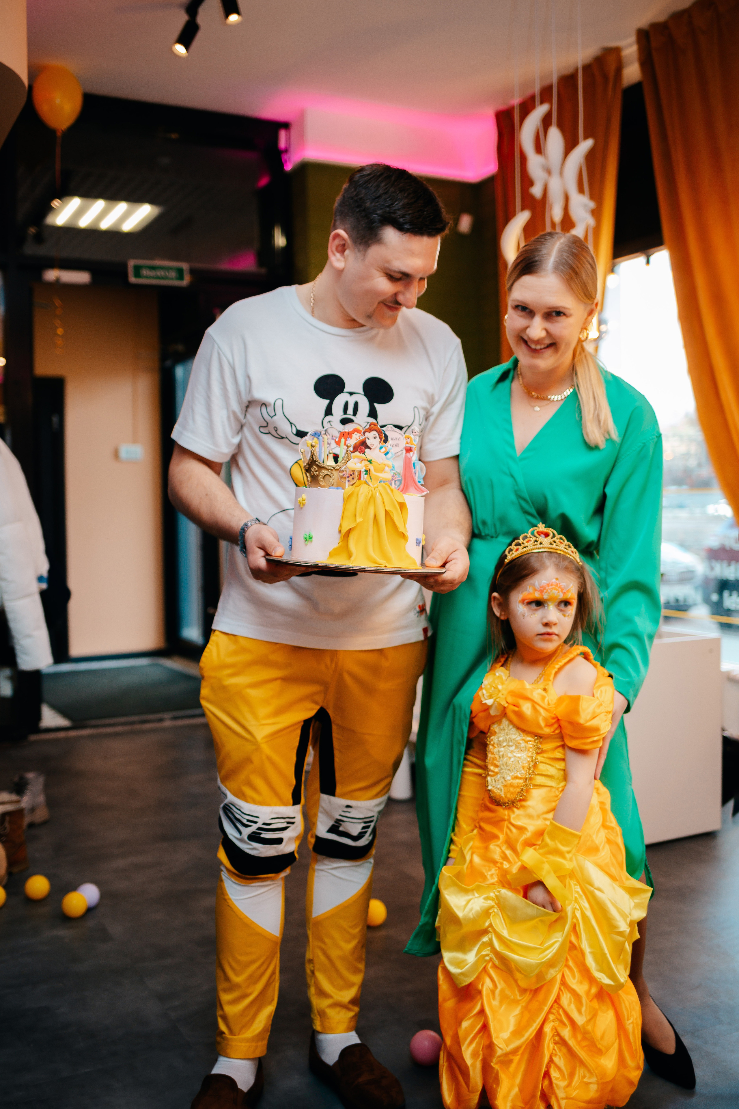 День Рождение Полины в стилистике Золушки. Семейный lifestyle фотограф в Санкт-Петербурге Людмила Пахомова