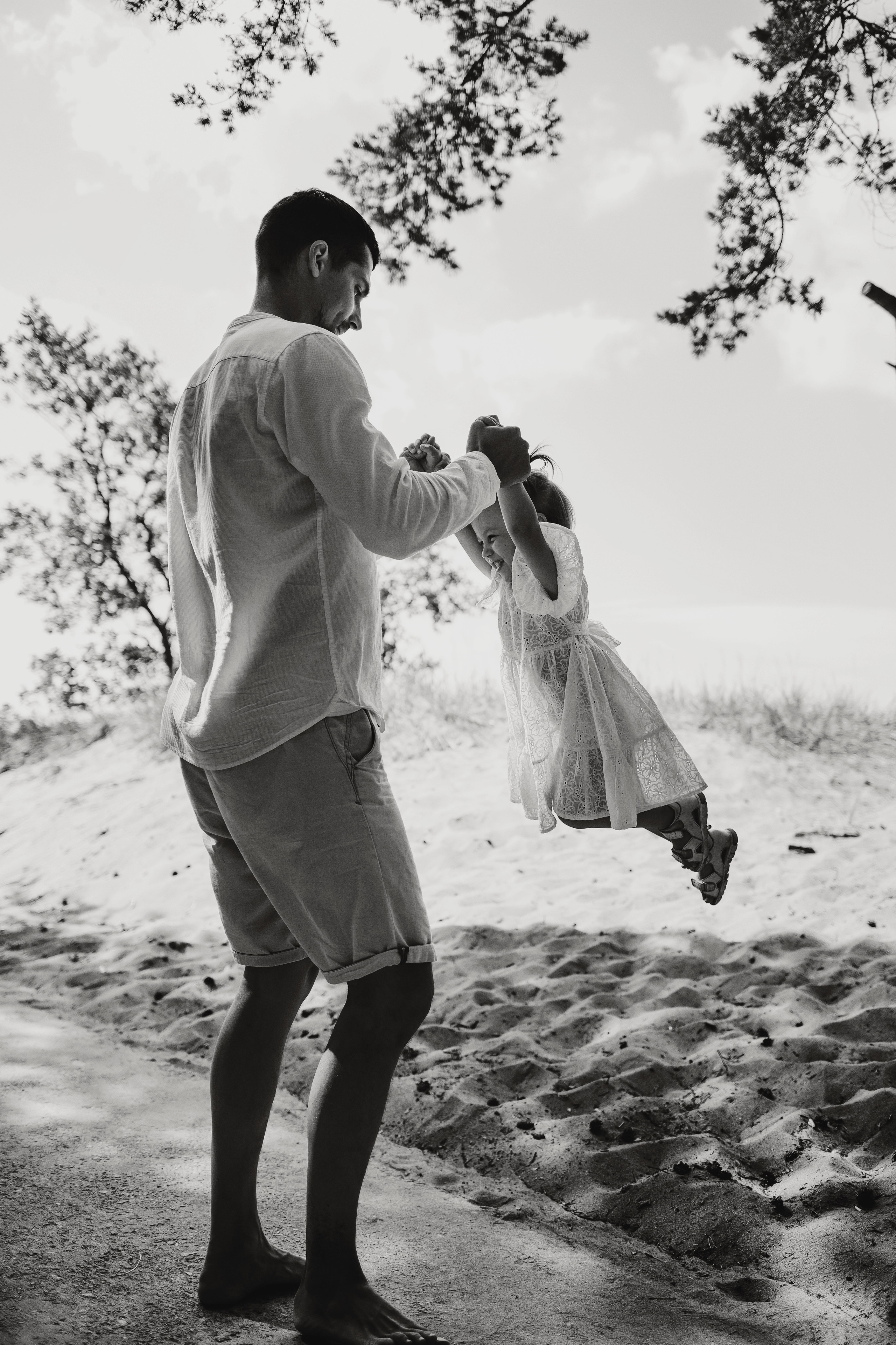 Фотопрогулка на Финском заливе. Александр, Таня, Оливия и Тая. Семейный lifestyle фотограф в Санкт-Петербурге Людмила Пахомова