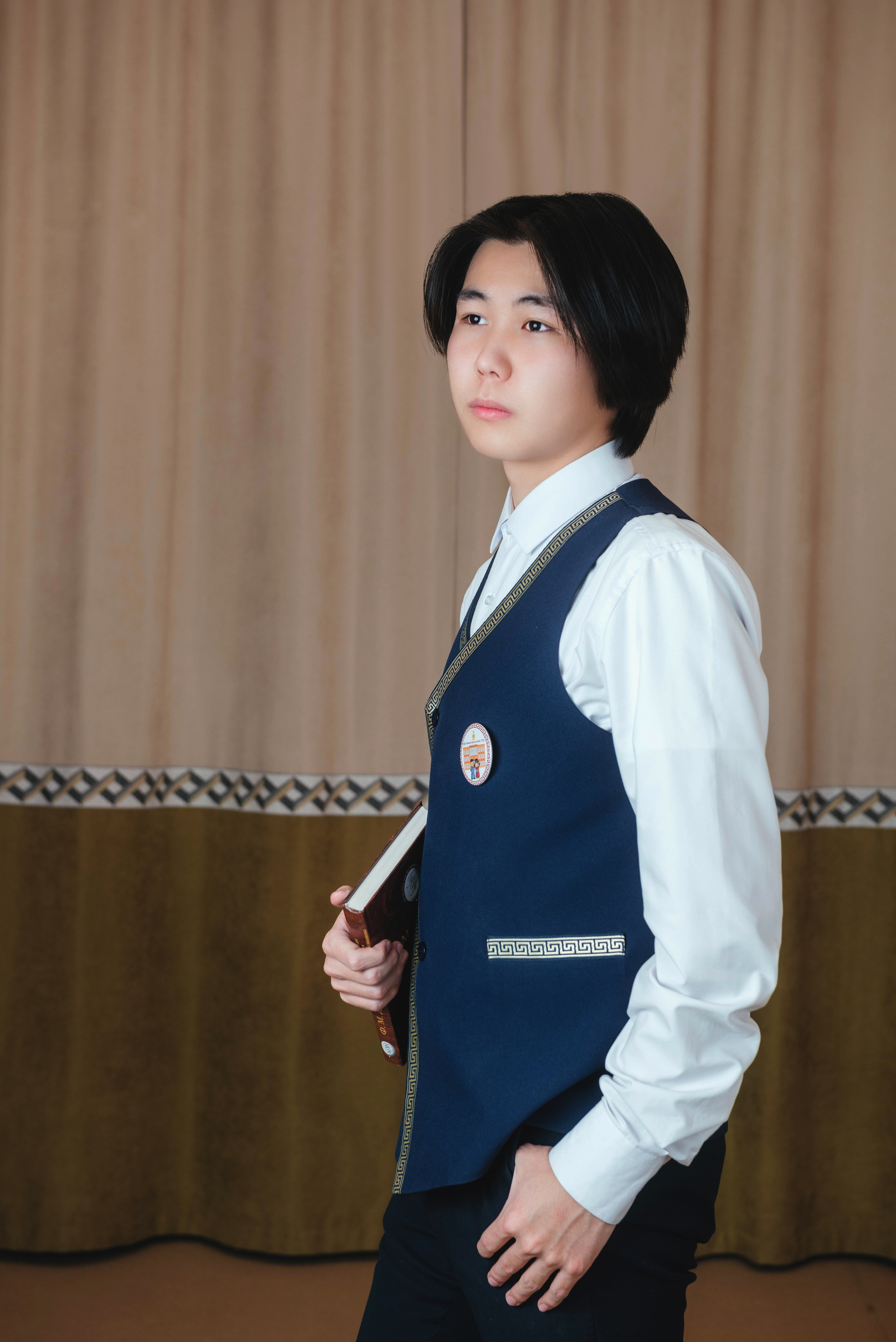 Выпускной фотоальбом для средней школы. Фотограф Эллина Дар г. Улан-Удэ