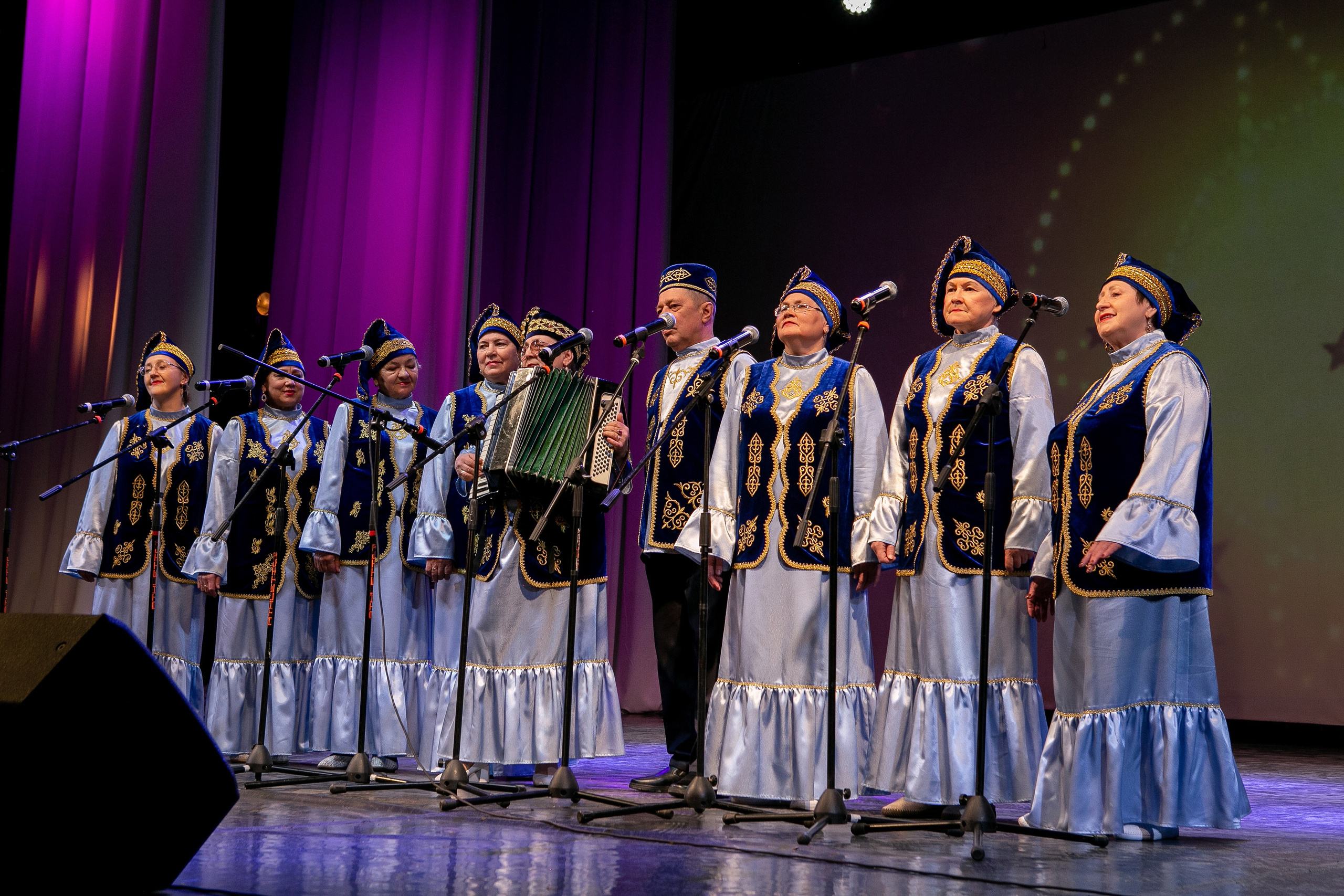 Межрегиональный фестиваль «Сибирские звезды». Контент фотограф, съемка для маркетплейсов, фуд съемка и репортажи в Новосибирске Ралия Галеева