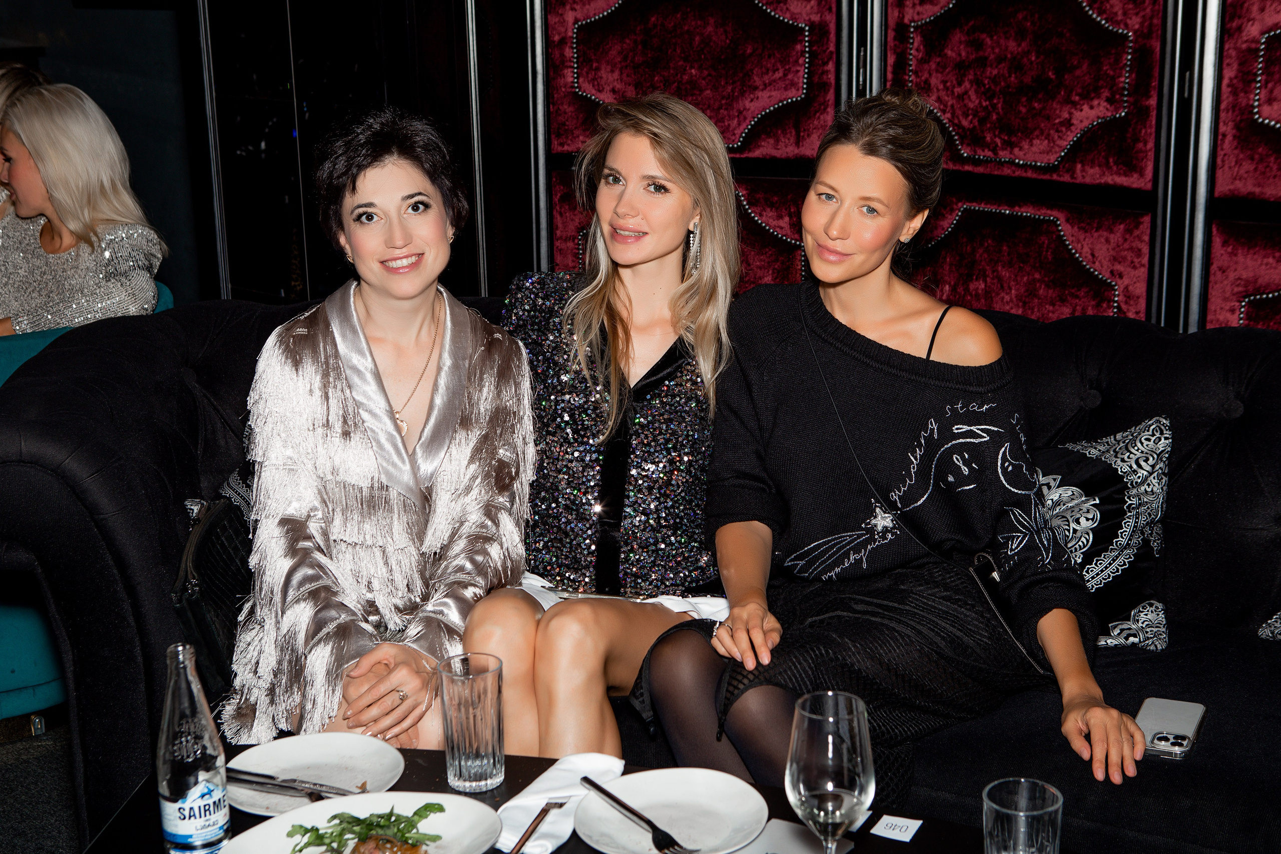 5 лет Женскому клубу. Контент фотограф, съемка для маркетплейсов, фуд съемка и репортажи в Новосибирске Ралия Галеева