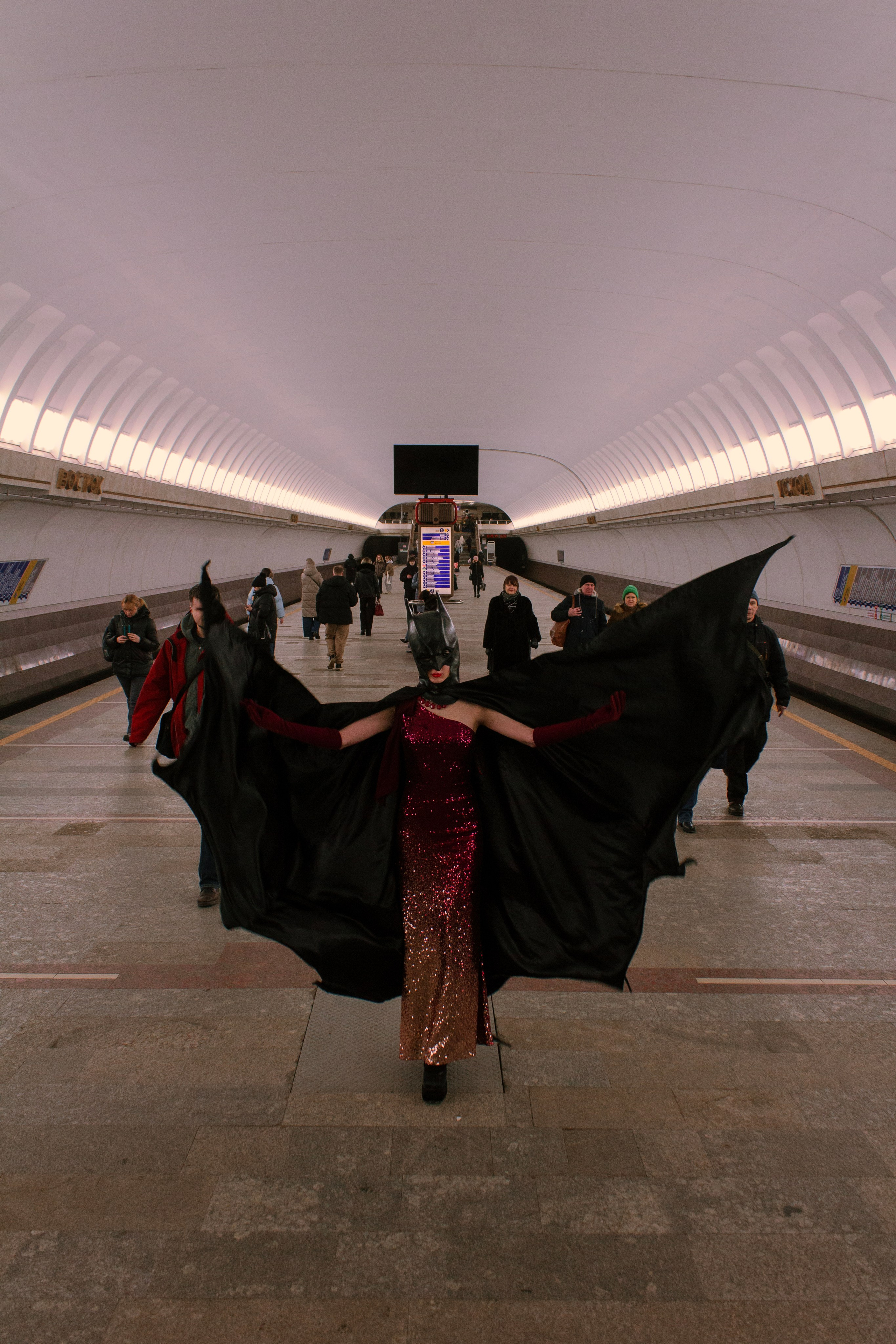 Бэтмен: женская версия