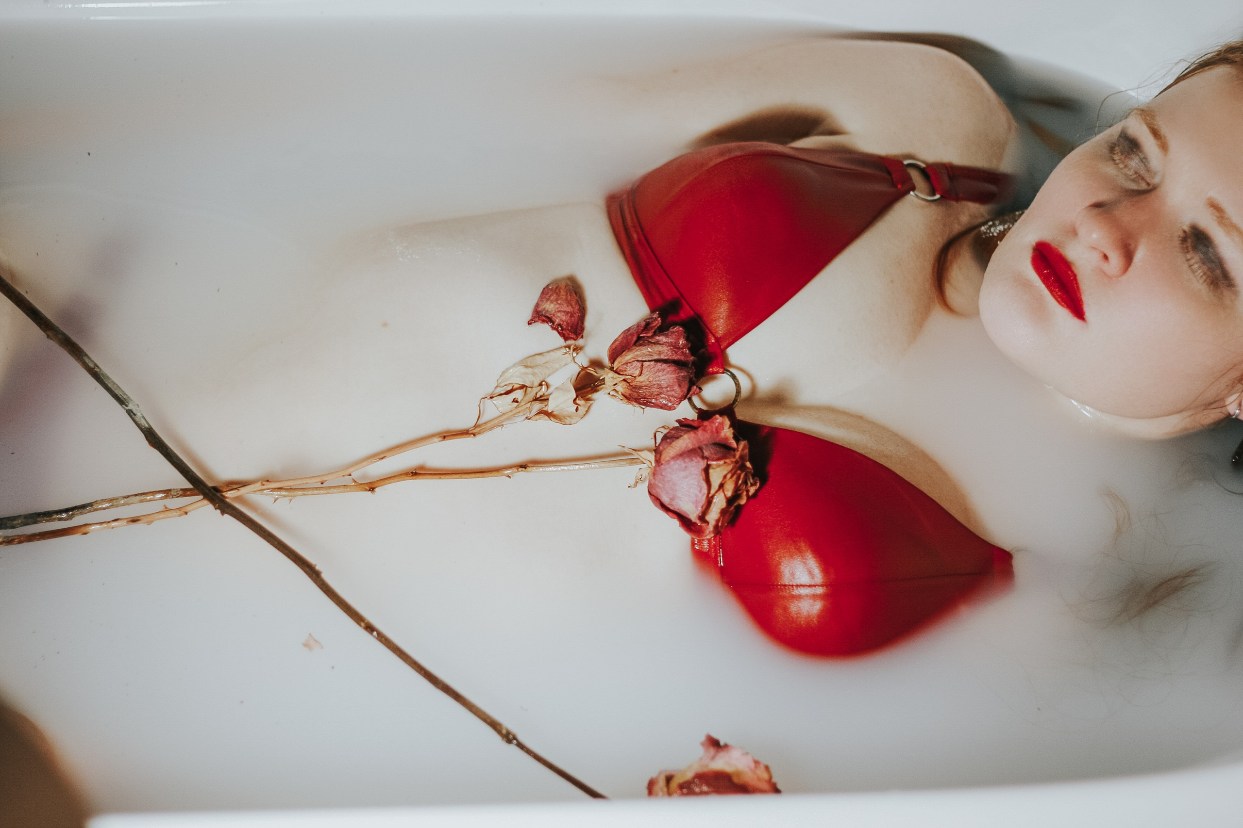 Молоко и розы. Espero Photographer — Фотограф в Санкт-Петербурге