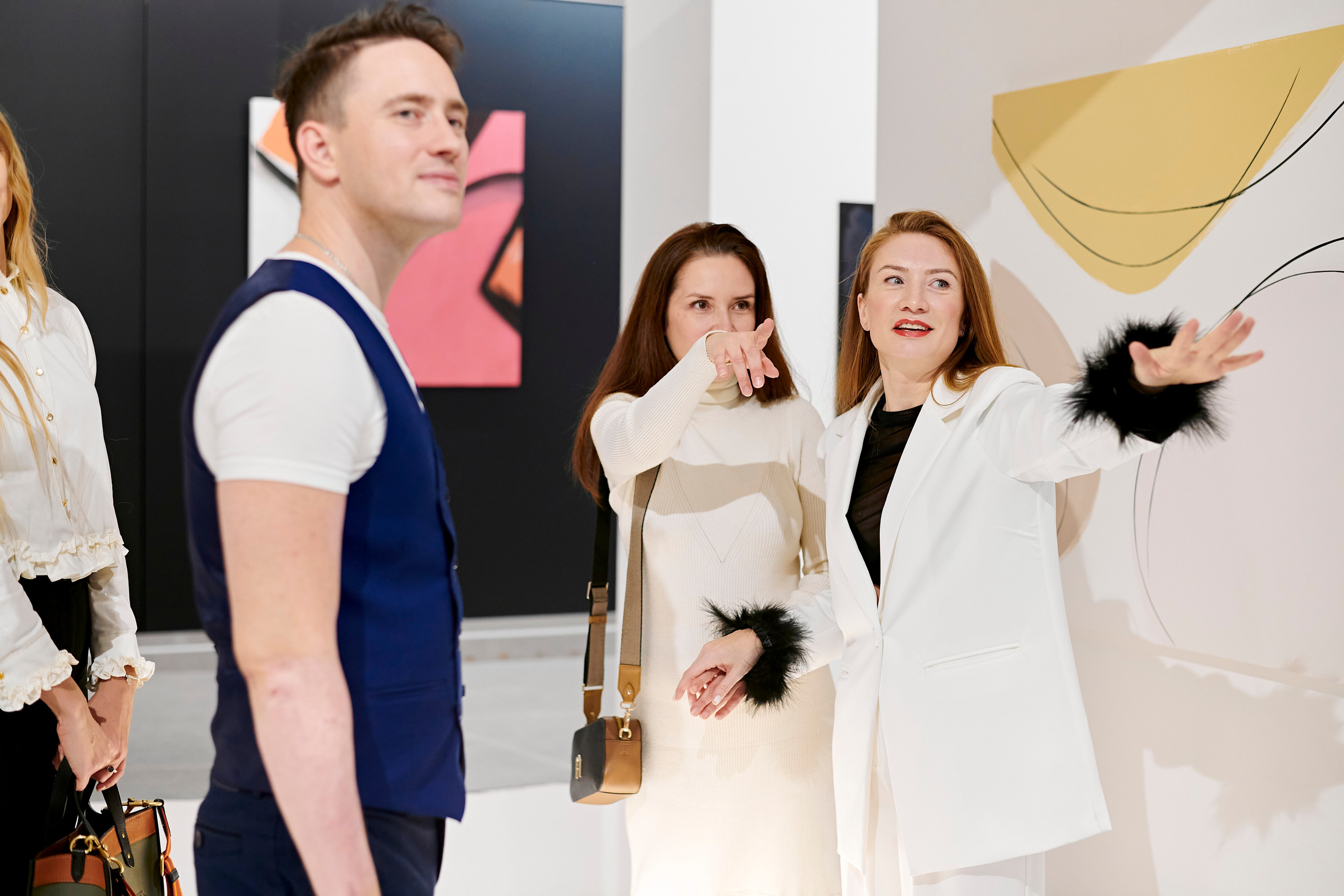 The Holst. Выставка Юлии Остапенко. Фотограф Постольник Дарья