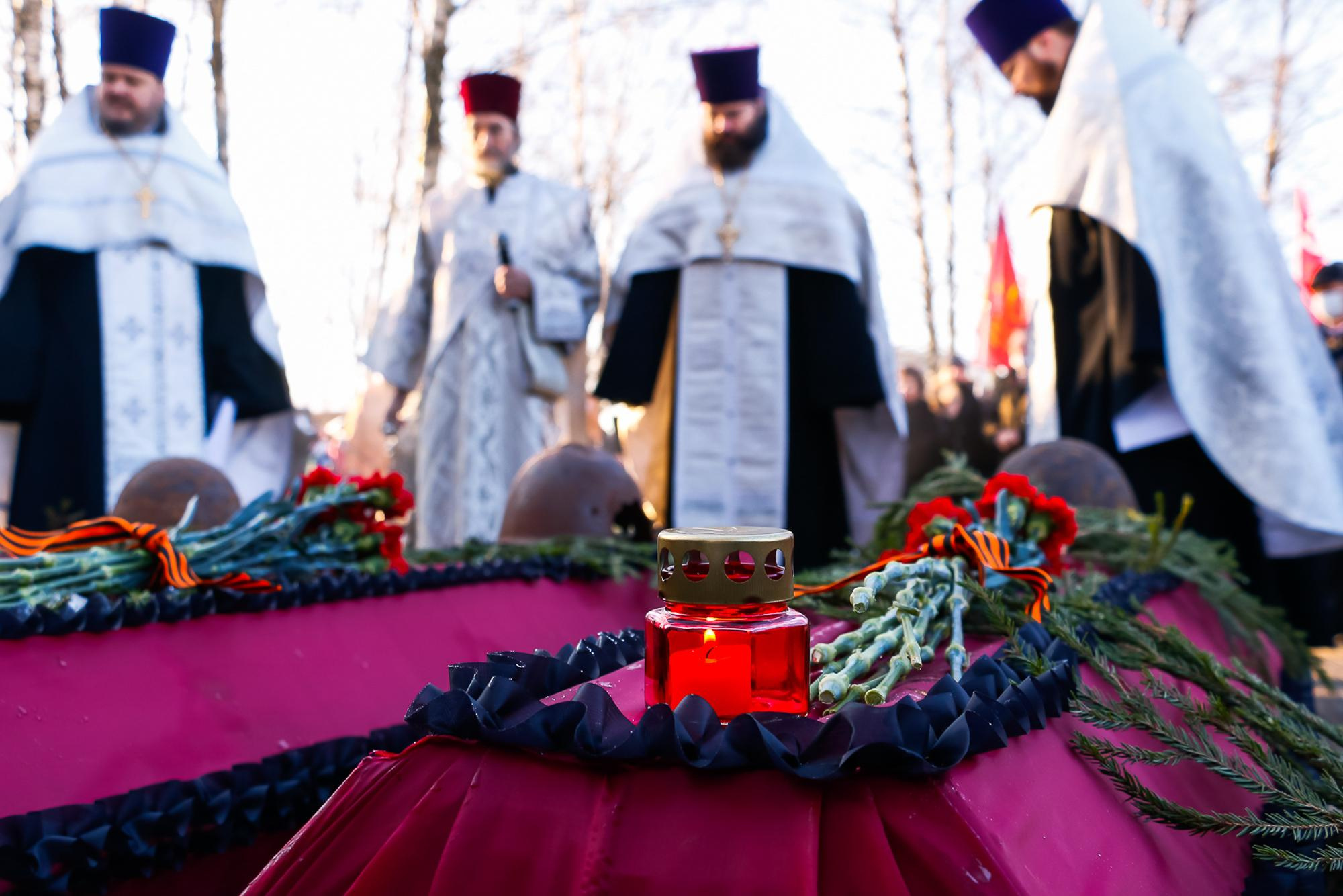 Захоронение останков защитников Москвы. Мария Ткаченко. Документальная фотография