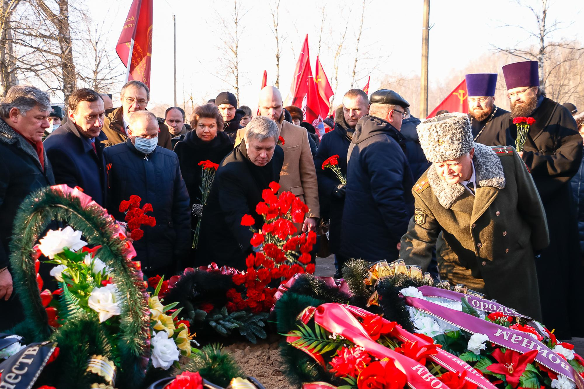 Захоронение останков защитников Москвы. Мария Ткаченко. Документальная фотография