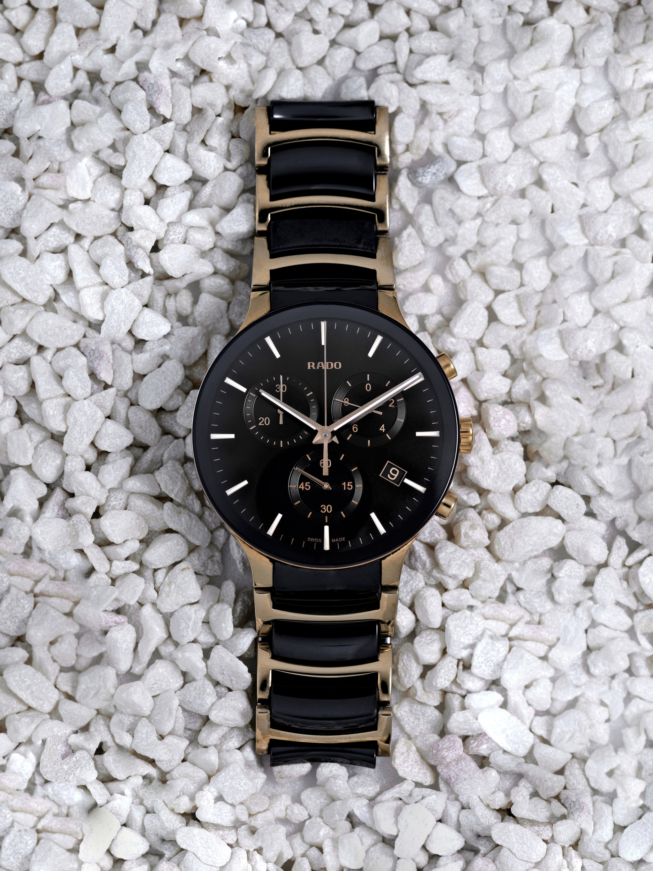 фотосьемки иваново; фото часов; черные часы на белом фоне; имиджевые фотографии предметки; предметная фотография в Иванове; наручные часы; реклама наручных часов;  фото для рекламы;  фото для журналов; детализация в фотографиях; профессиональные фотографии; Предметка Иваново;