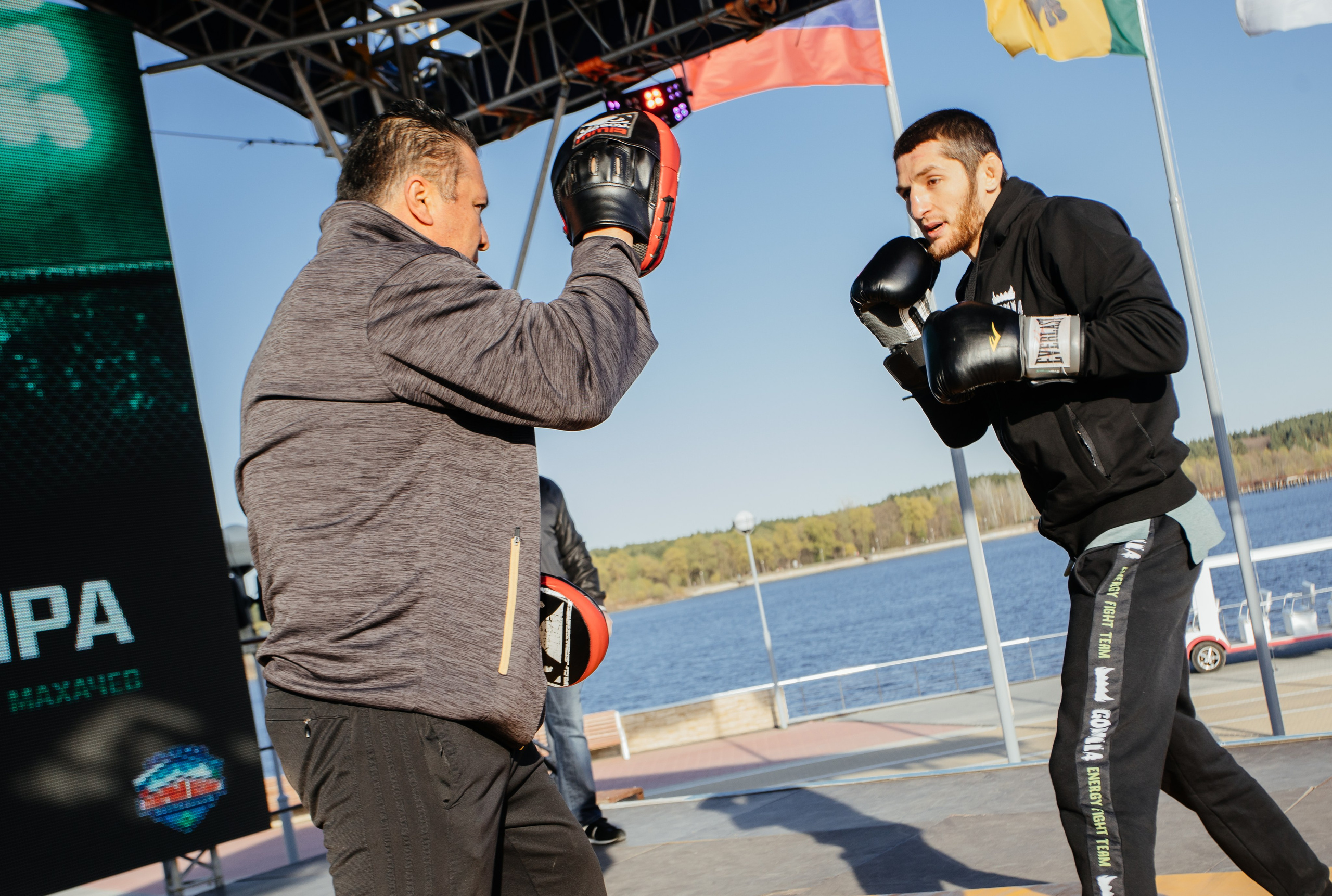 Gorilla Fighting Penza. Репортажный, event, концертный и backstage фотограф из Москвы Виталий Кривцов