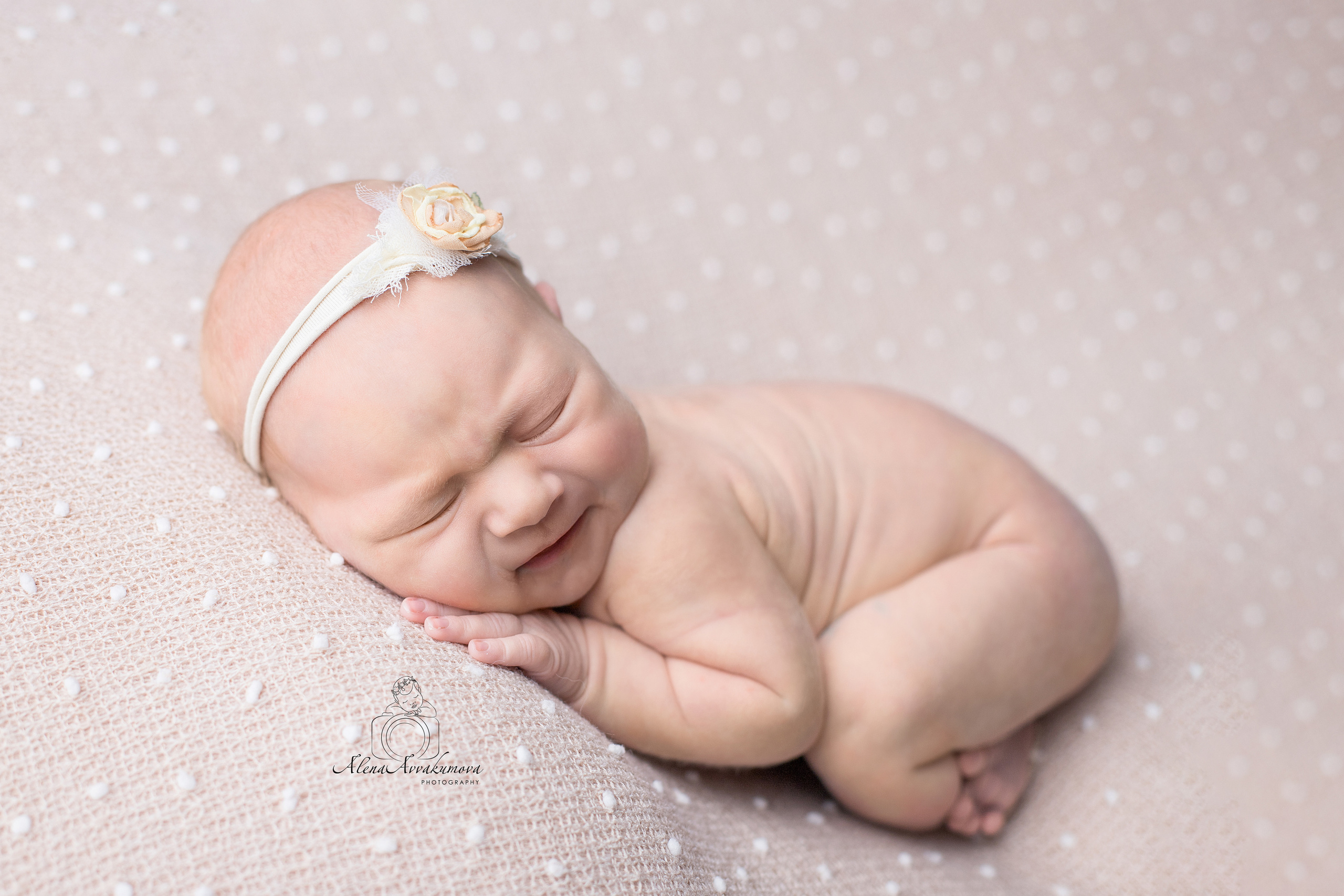 Новорожденные. Фотограф новорожденных в Губкинском Алена Аввакумова