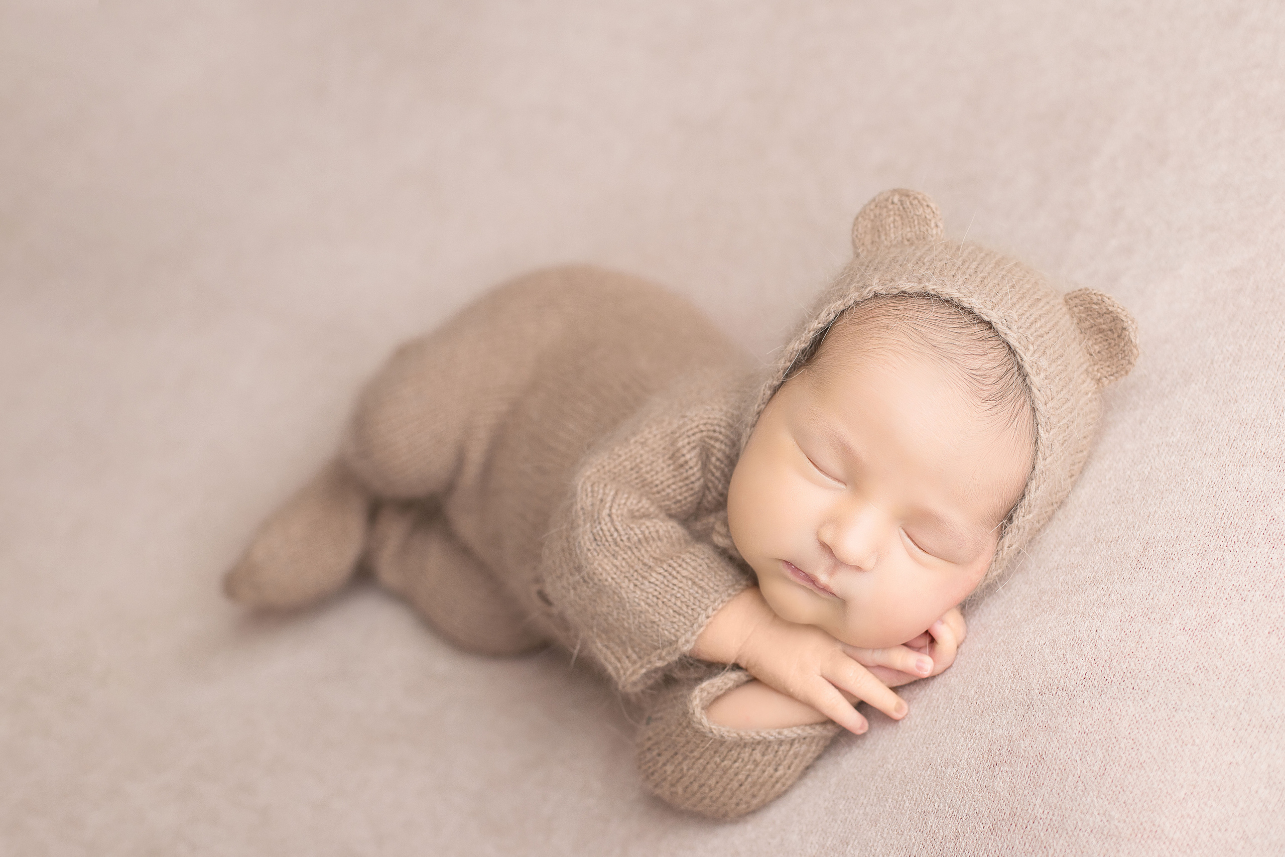 Новорожденные. Фотограф новорожденных в Губкинском Алена Аввакумова