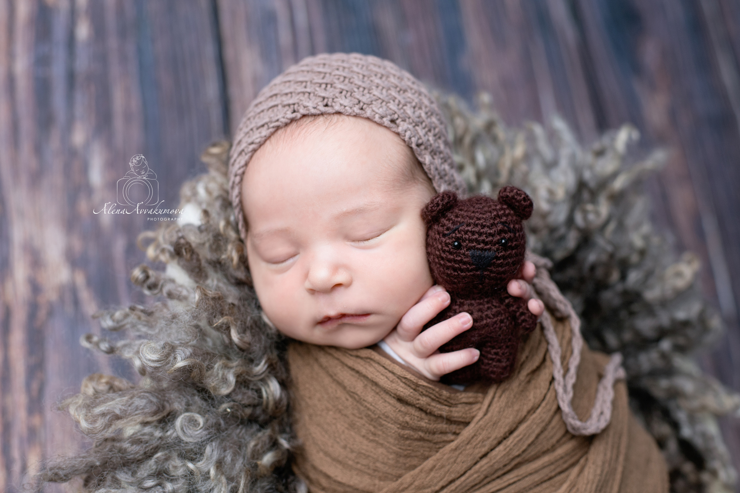 Новорожденные. Фотограф новорожденных в Губкинском Алена Аввакумова