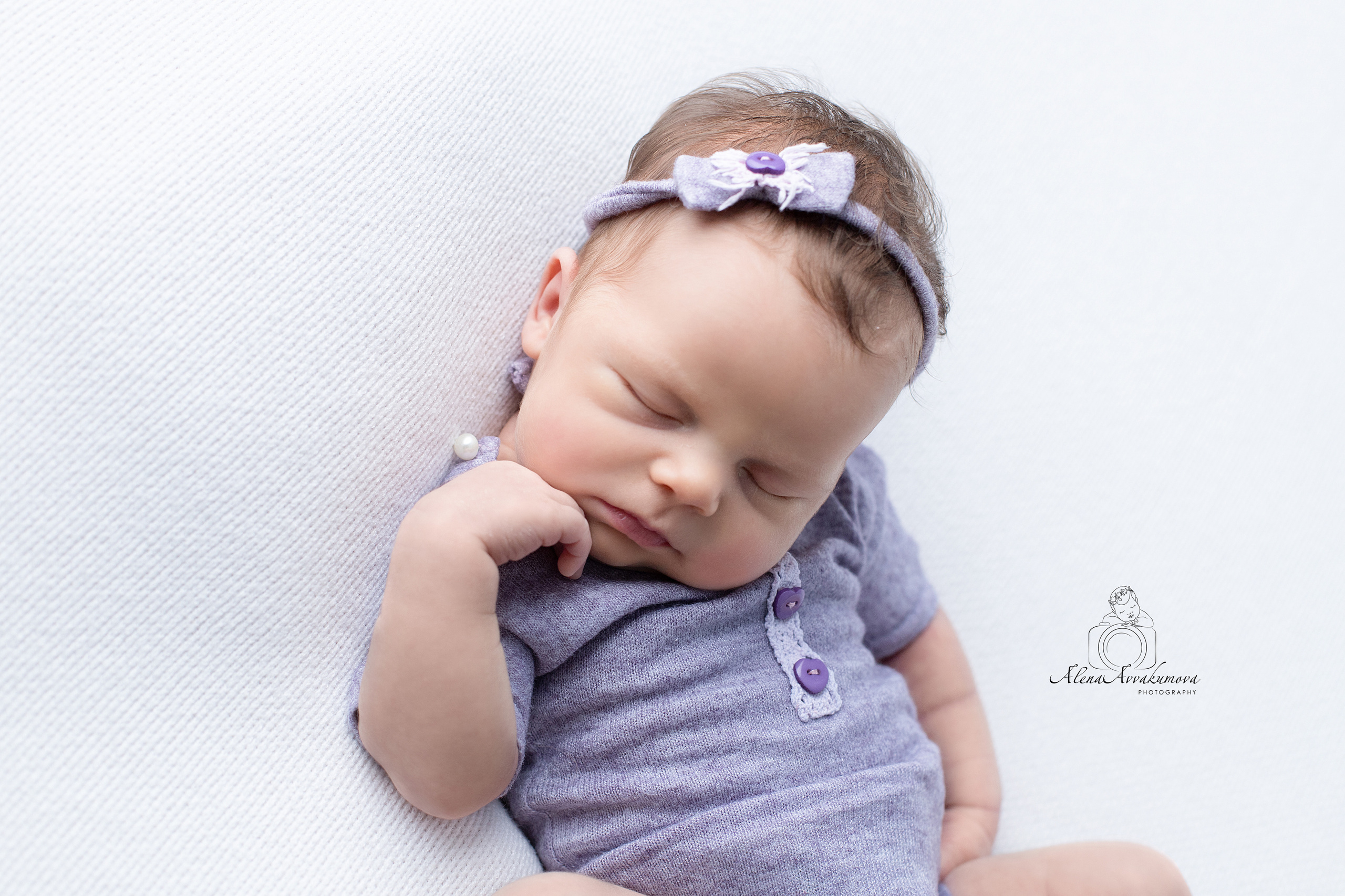 Фотограф новорожденных в Губкинском Алена Аввакумова