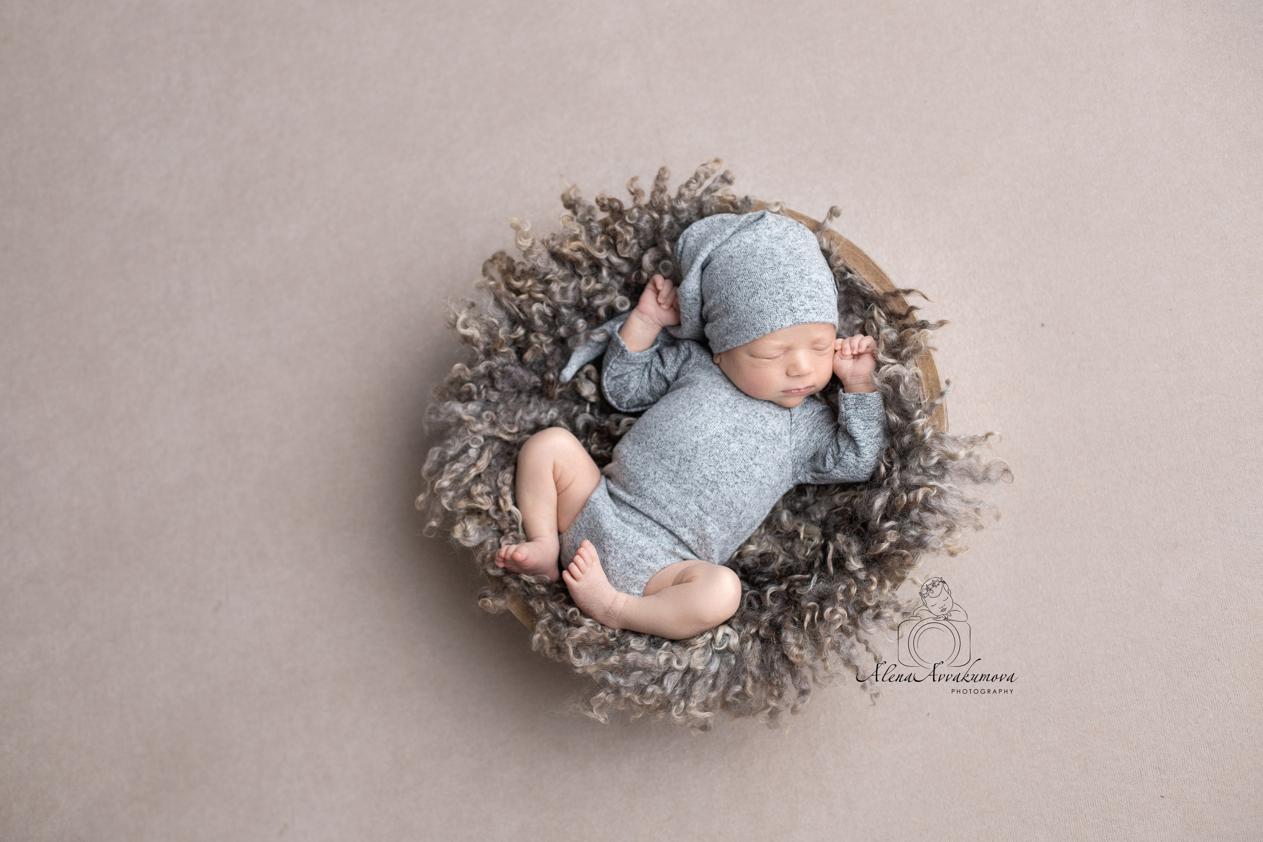 Новорожденные. Фотограф новорожденных в Губкинском Алена Аввакумова