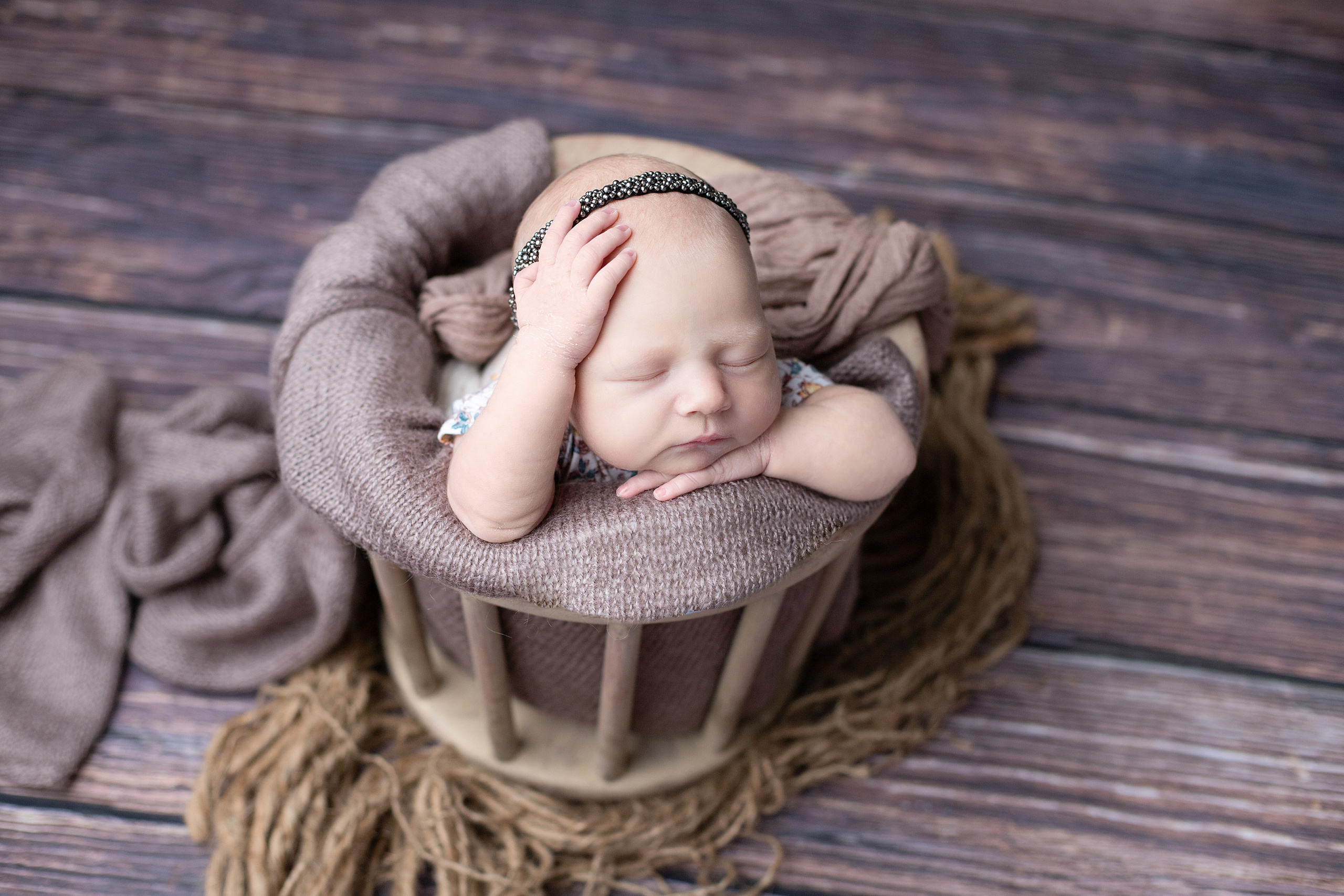 Фотограф новорожденных в Губкинском Алена Аввакумова