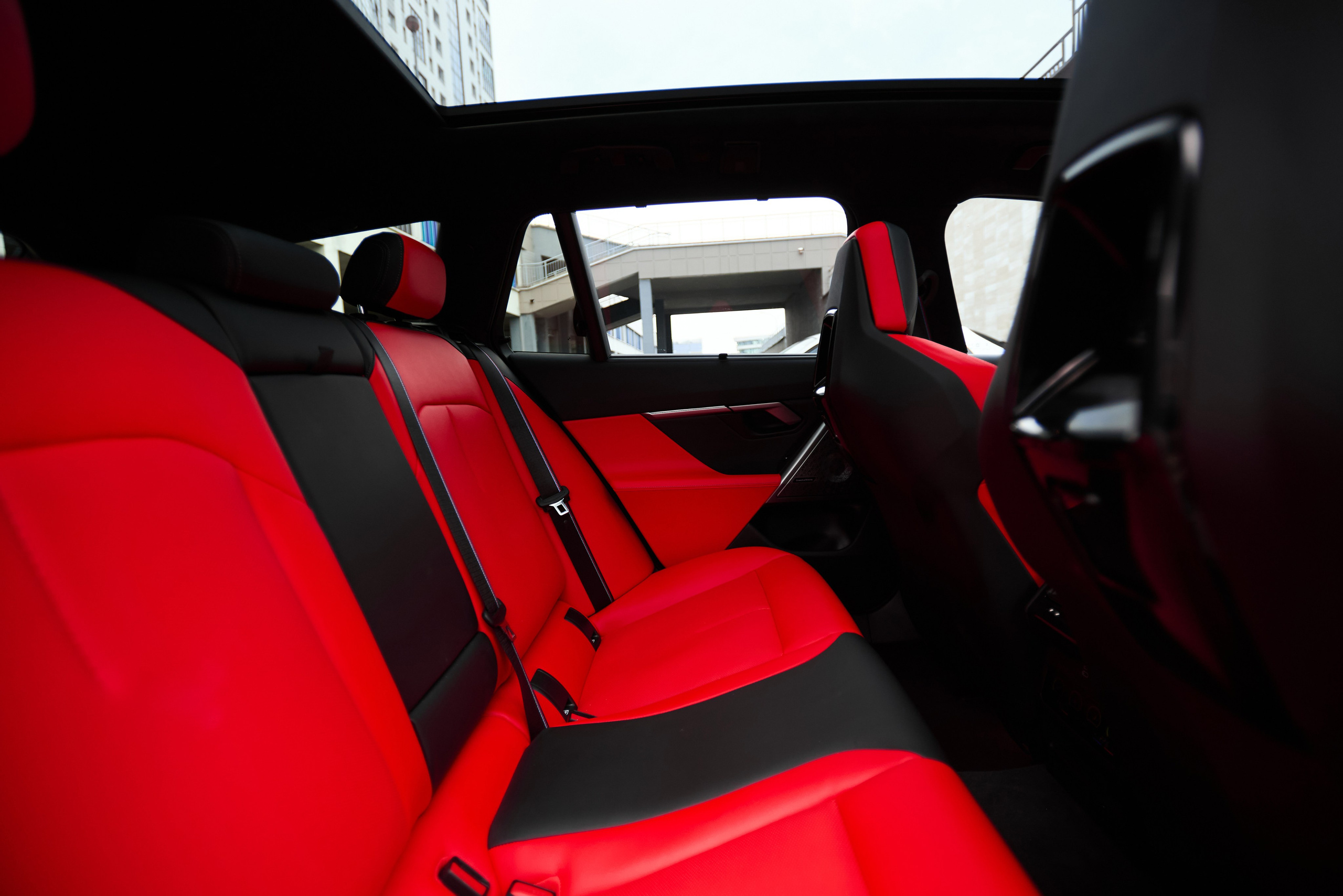 BMW M5 2025. Автомобильный и интерьерный фотограф в Минске Александр Тагаев