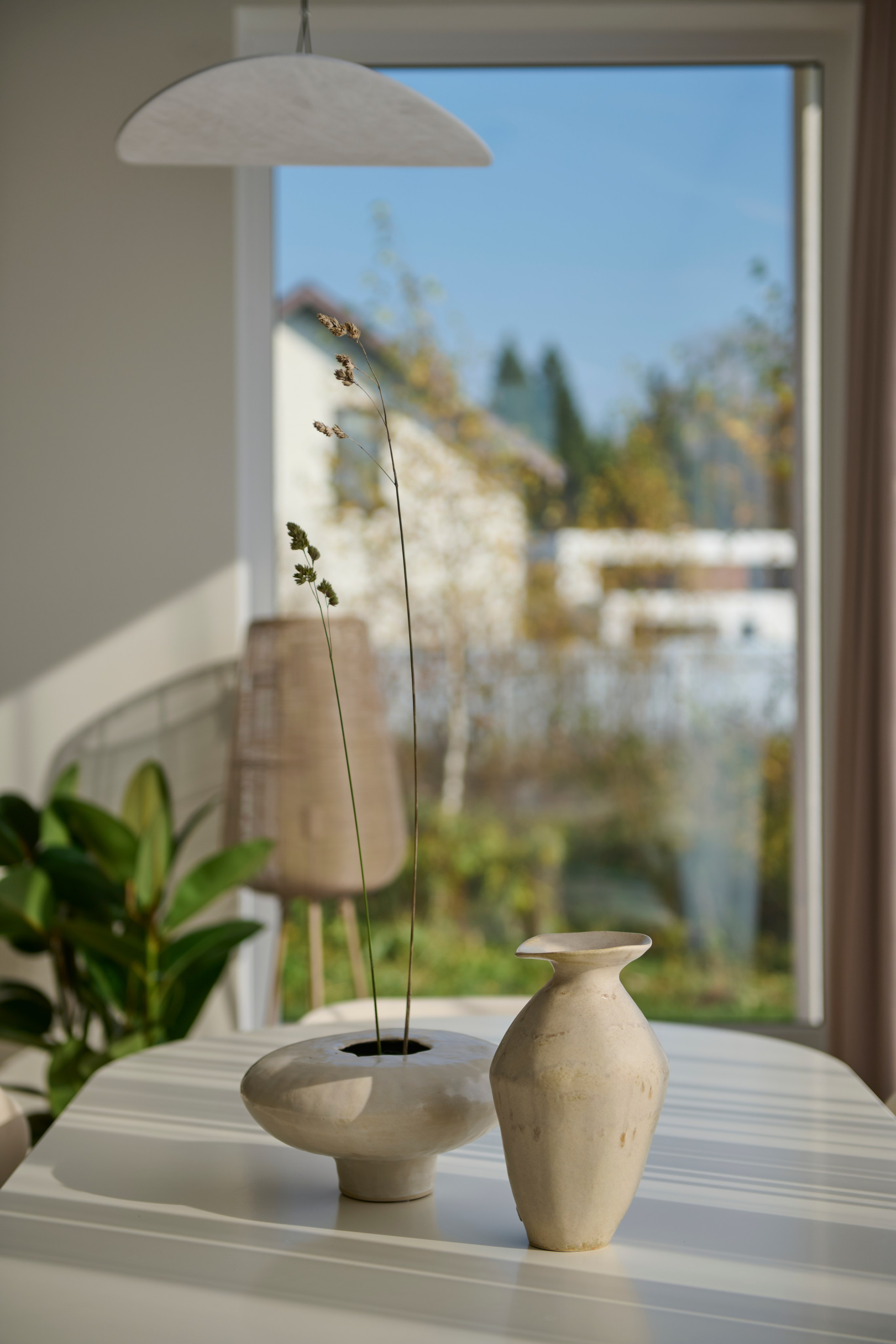 Светлый одноэтажный дом. Автомобильный и интерьерный фотограф в Минске Александр Тагаев