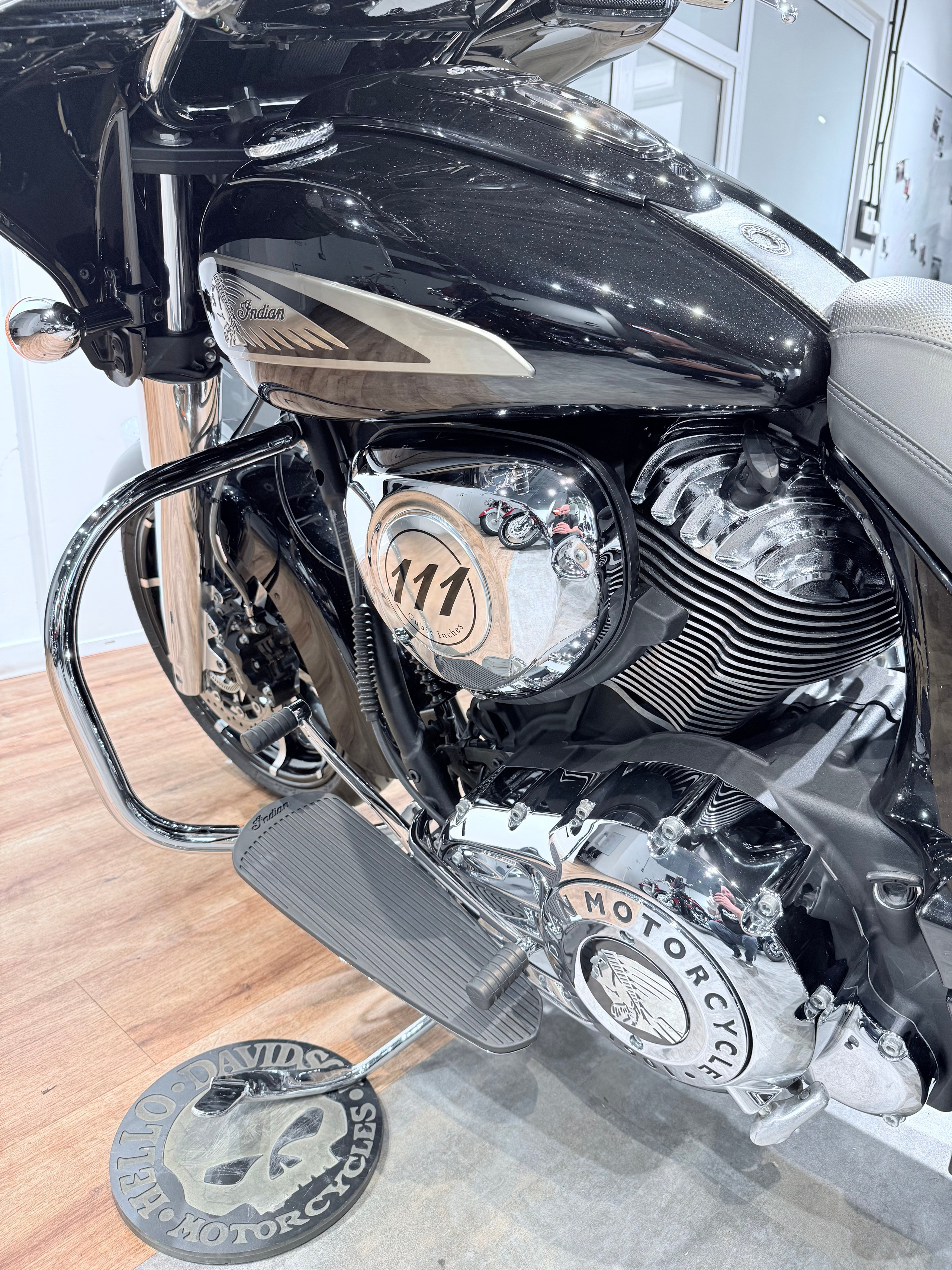 2019 Indian Chieftain Limited. Hello Davidson, Москва. Только хорошие мотоциклы…