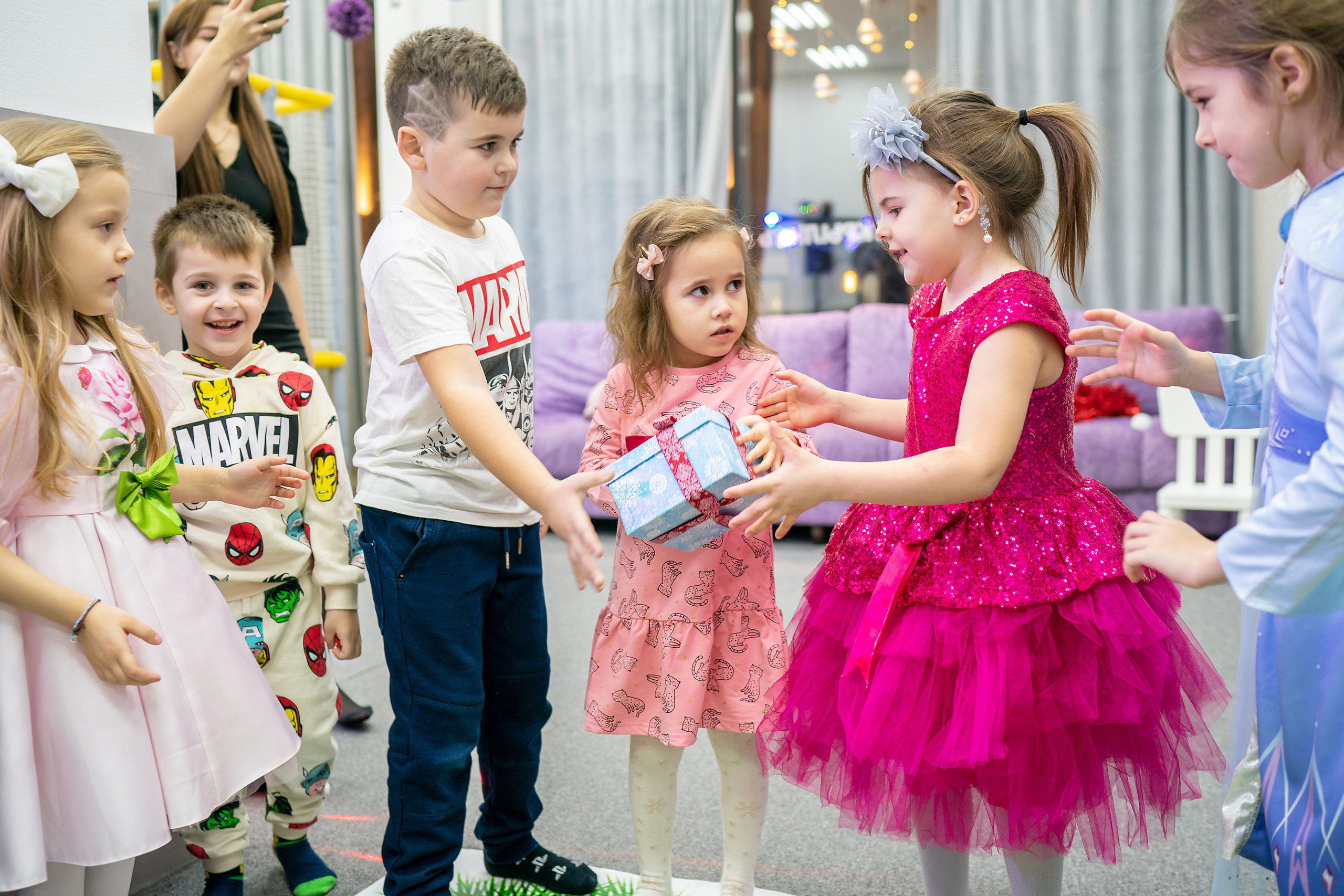 Новогодний Утренник с Гринчем. Фотограф на Крещение и Венчание в Красноярске Рамазанова Юлия