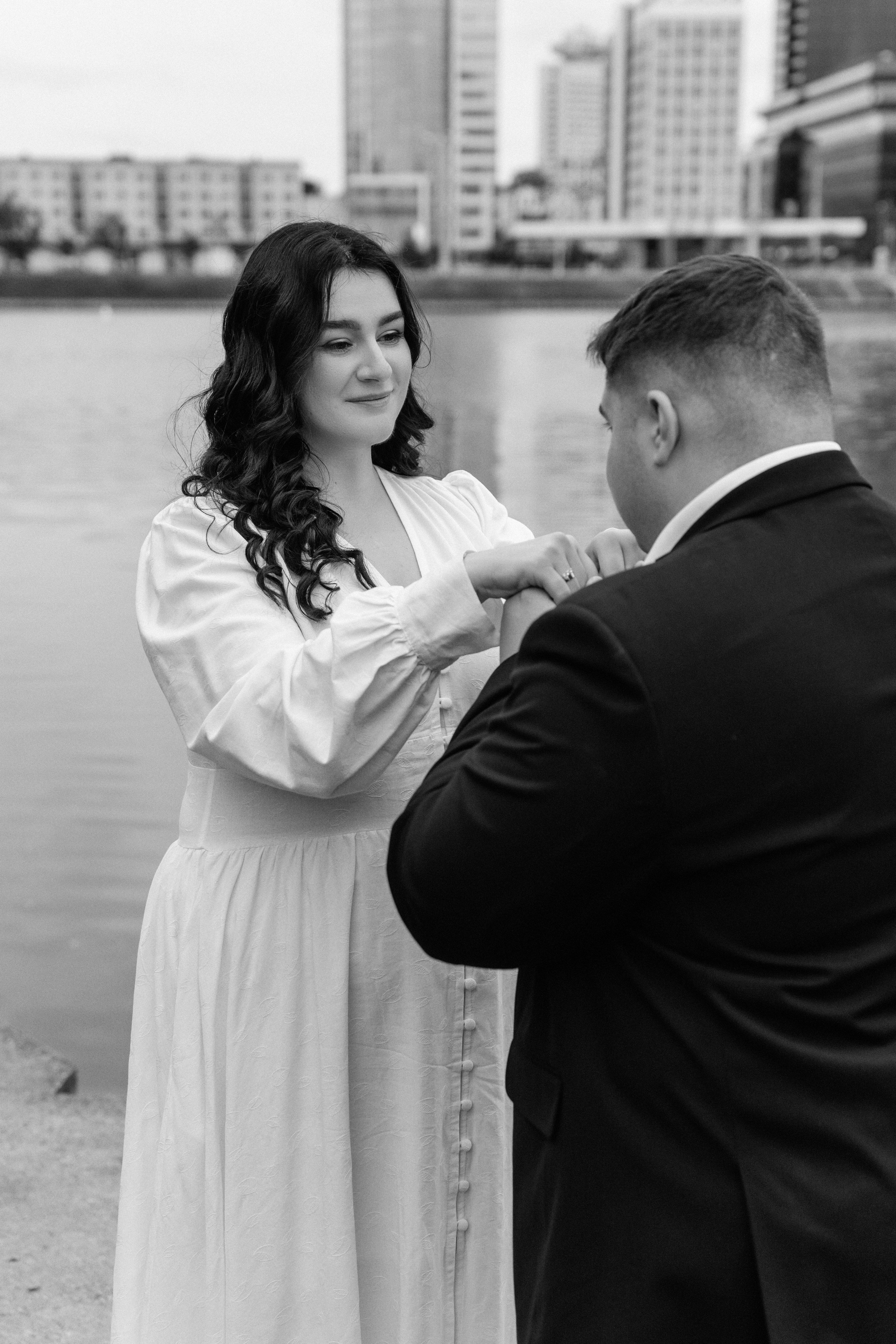 Юля и Дима прогулка в Троицком предместье. Ваш семейный фотограф в Минске — Вика Трегубова