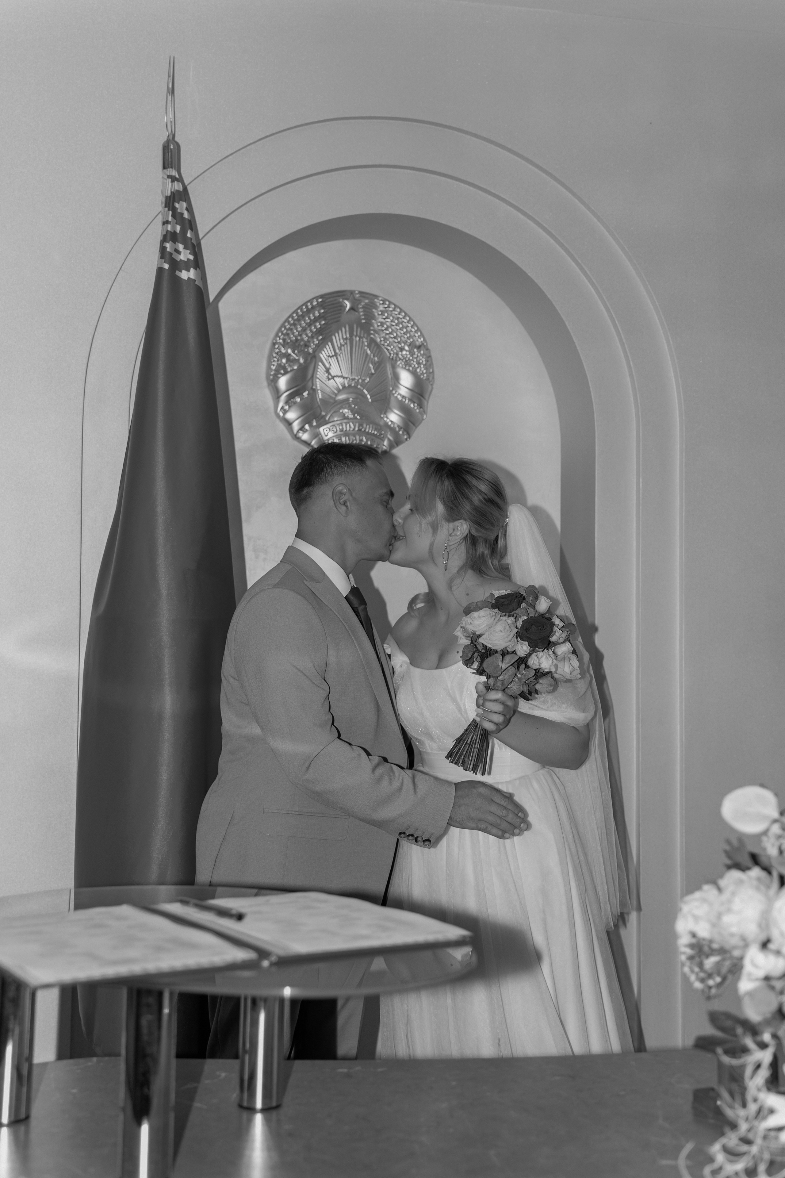 ЗАГС Партизанского района (большой зал). Ваш семейный фотограф в Минске — Вика Трегубова