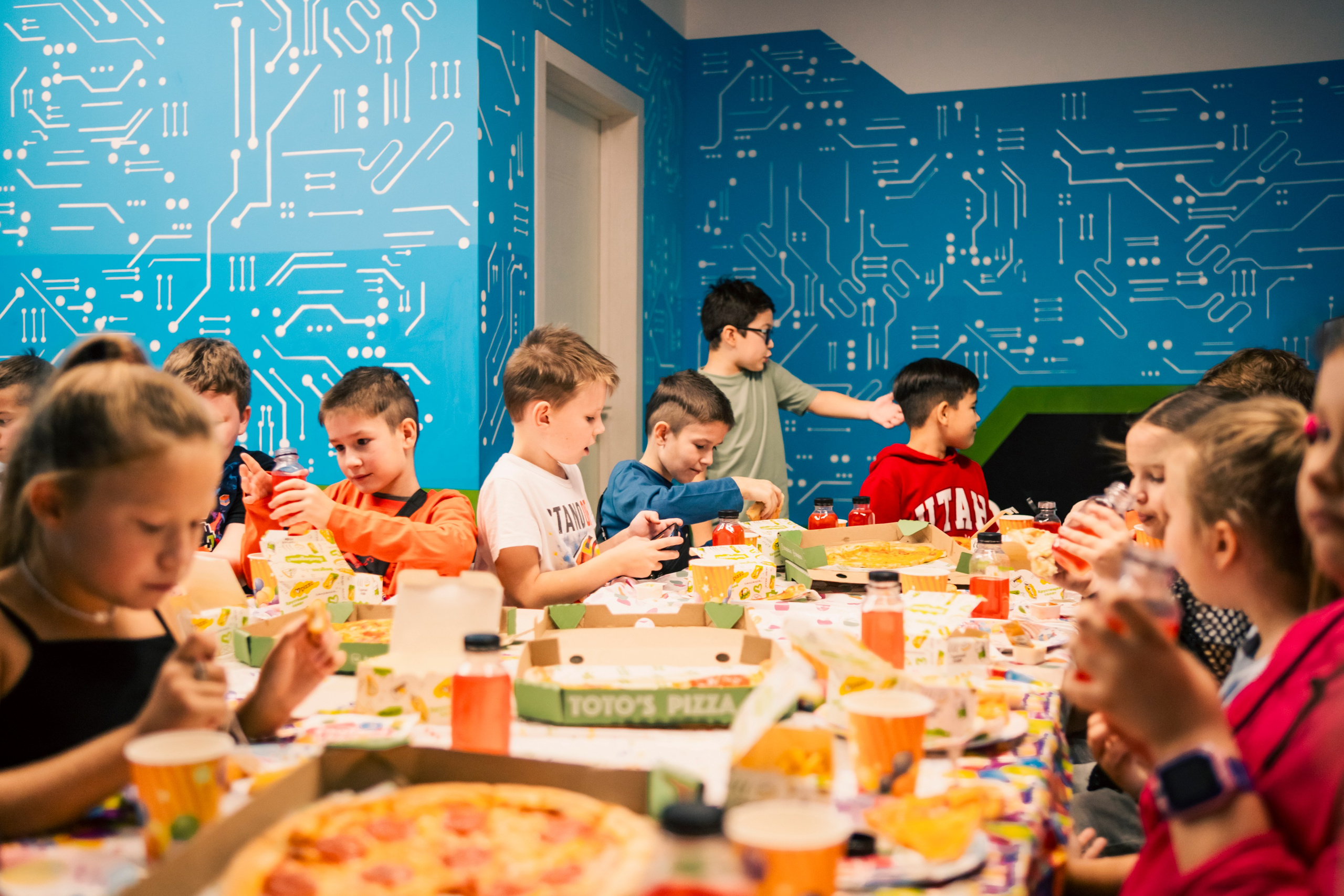 VR (September-October 2024). Felixtones