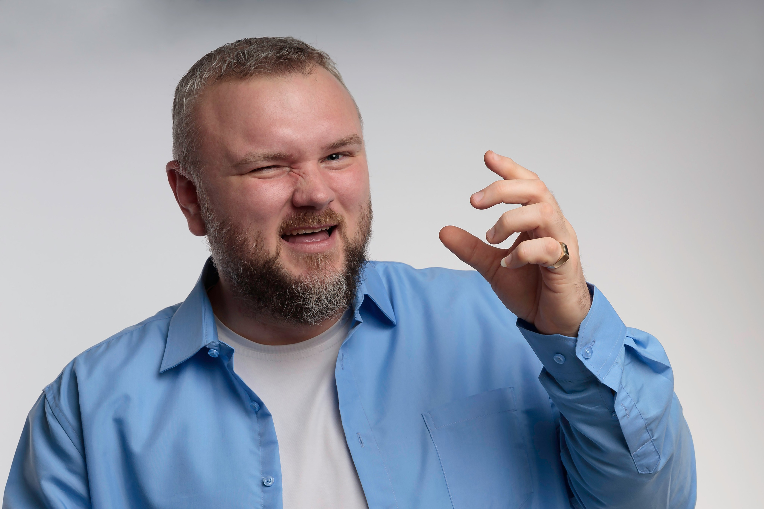 Александр. ФОТОГРАФ РАДОСТИ Фотосессия в студии СПб. Портретный фотограф — Юрий Торлопов