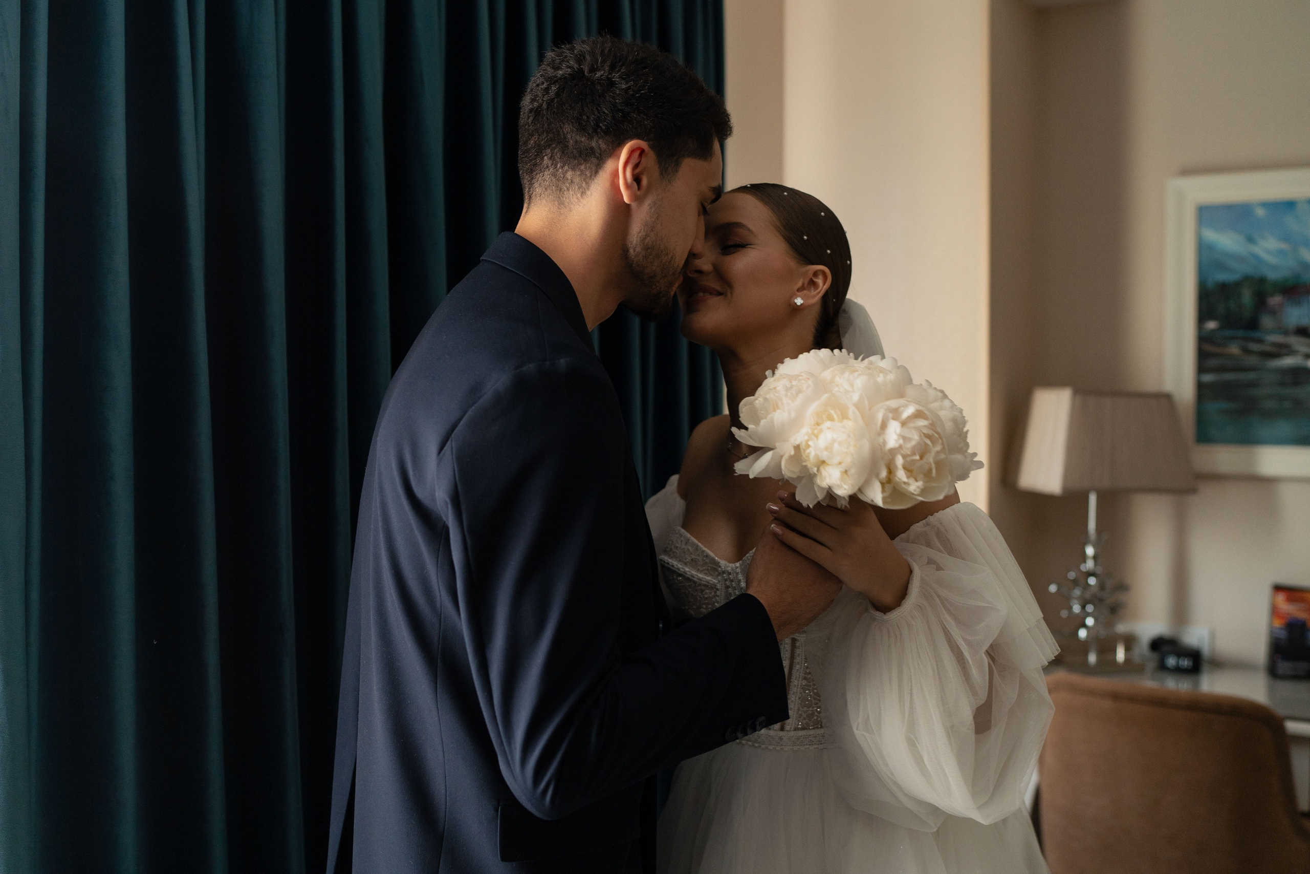 Свадебная фотосессия в интерьере, апартаменты/отель. Главная