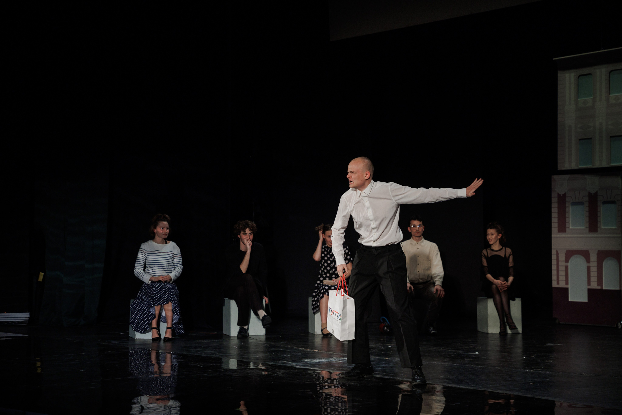 МХАТ. Новый квадрат. Фотограф городских и семейных событий Артем Карпухин