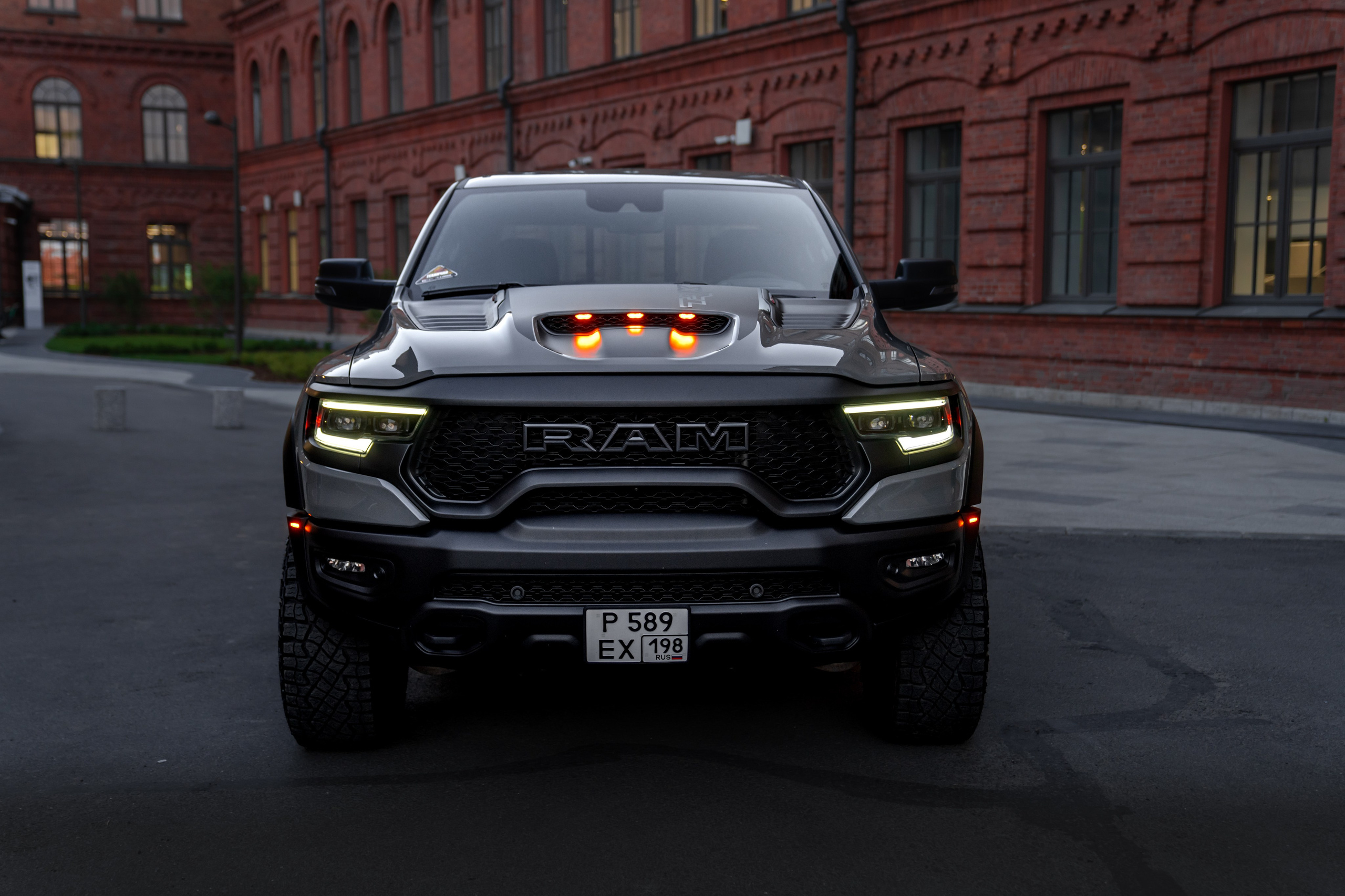 Фото для продажи авто. Фотограф в Санкт-Петербурге Мария Александрова