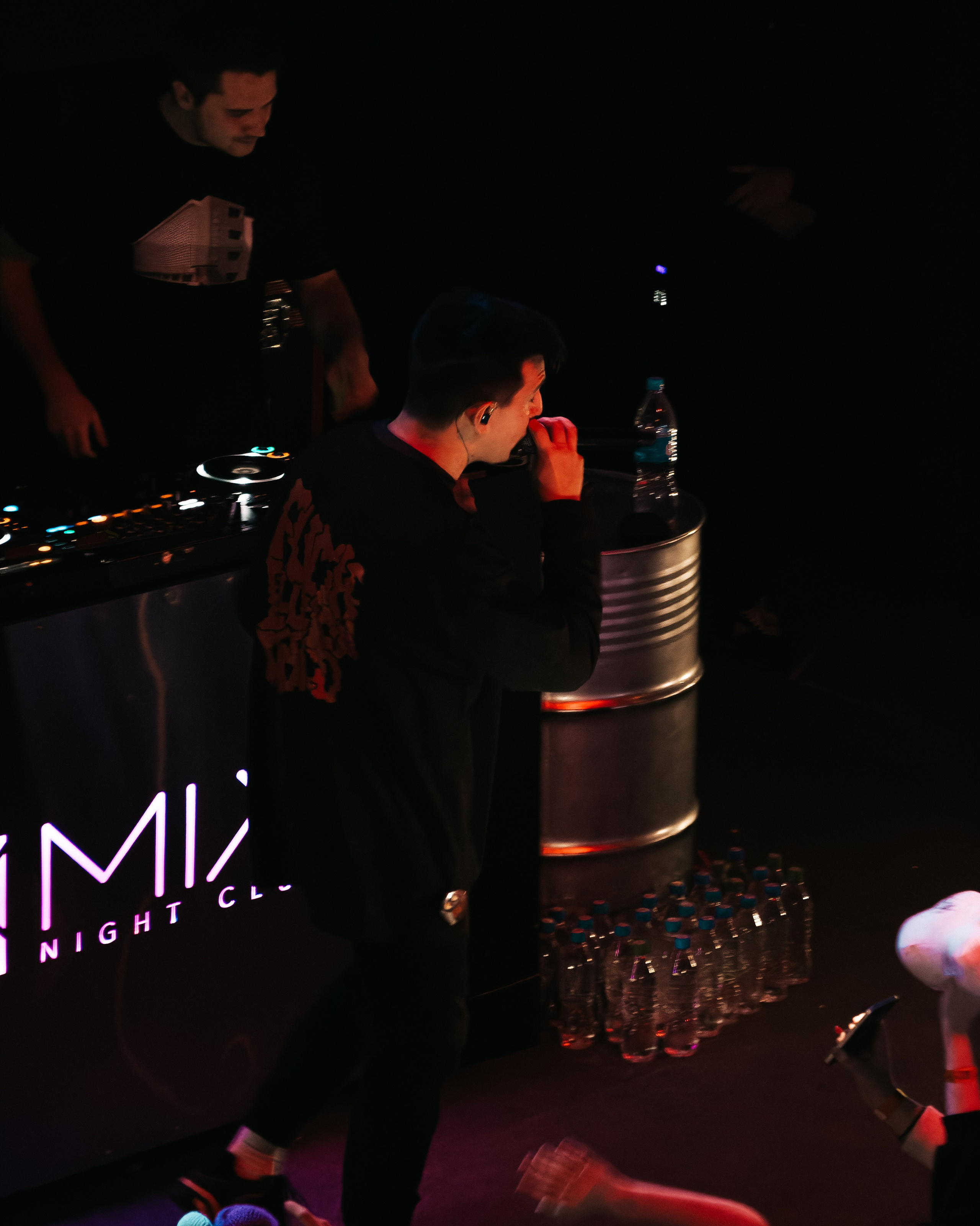 Концерт Мазелова. Фотограф Артём Ющенко