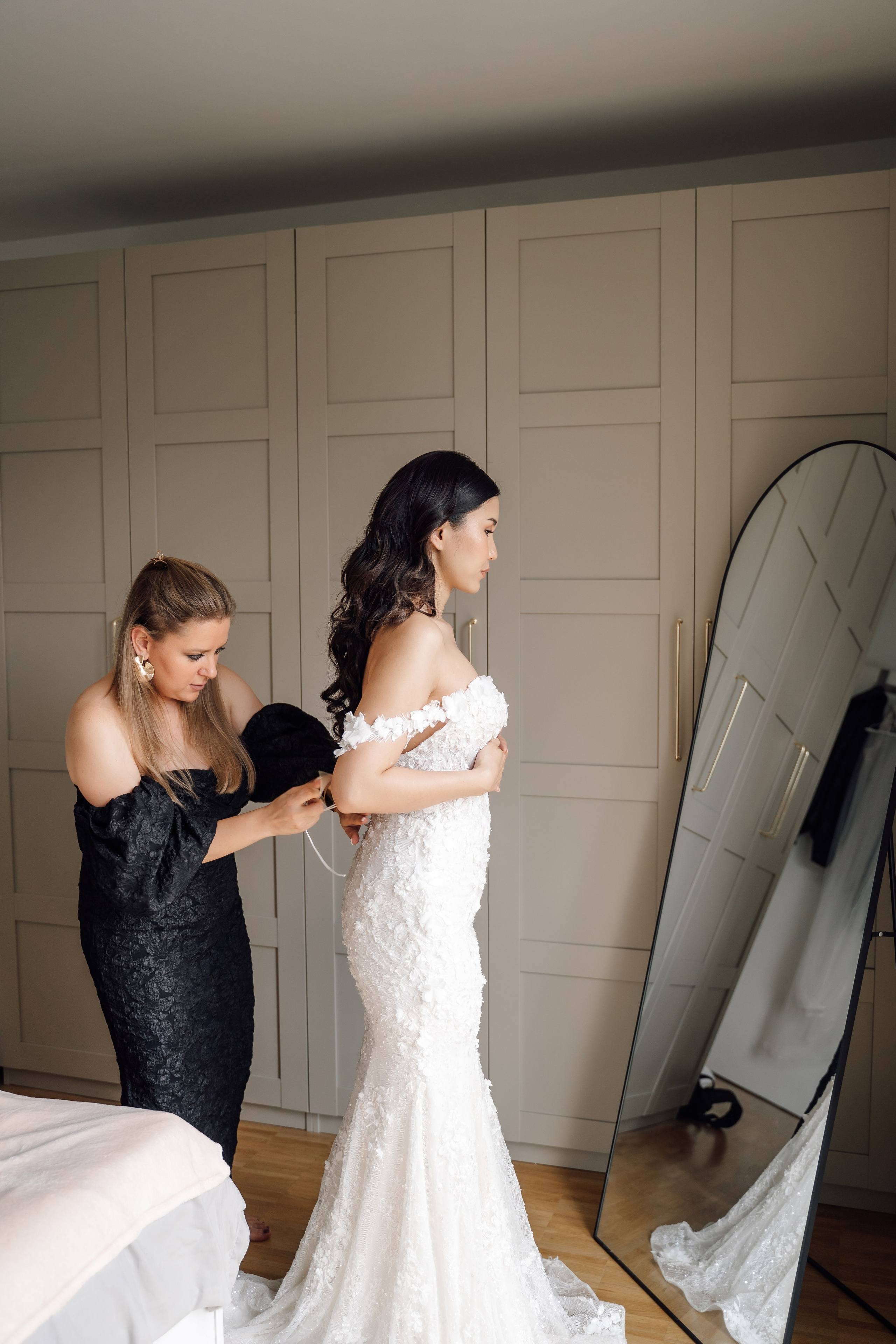 KYIAL&SWORN. Anastasiia Vainer – Hochzeits- und Porträtfotografin in Deutschland und ganz Europa