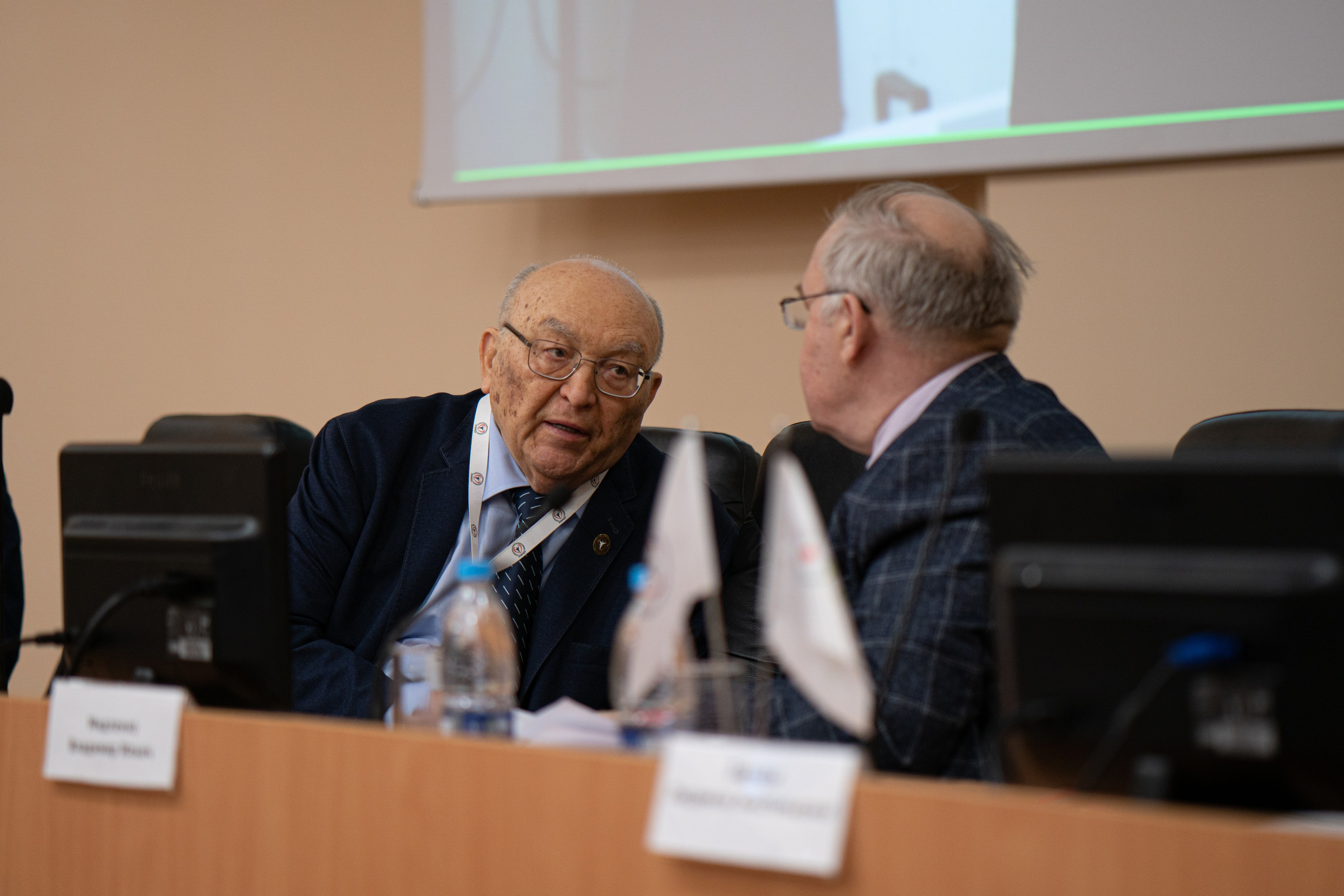 Научно-практическая конференция. Творческий и репортажный фотограф в Москве Клим Долгов