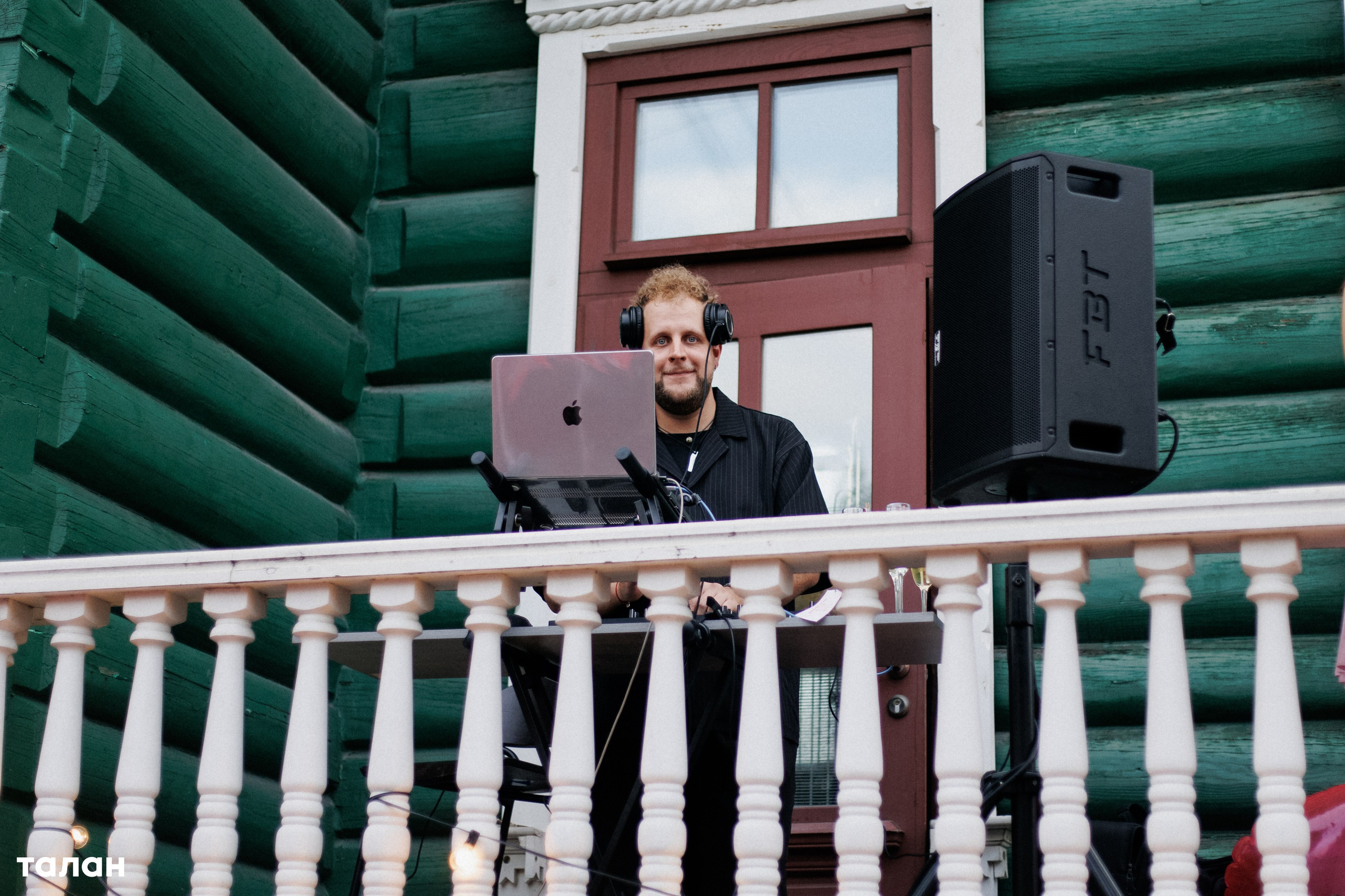 ВИНОТЕКА [бар+магаз] — BIRTHDAY PARTY. СВОИ. ФОТООТЧЕТЫ-СОБЫТИЯ-МЕСТА