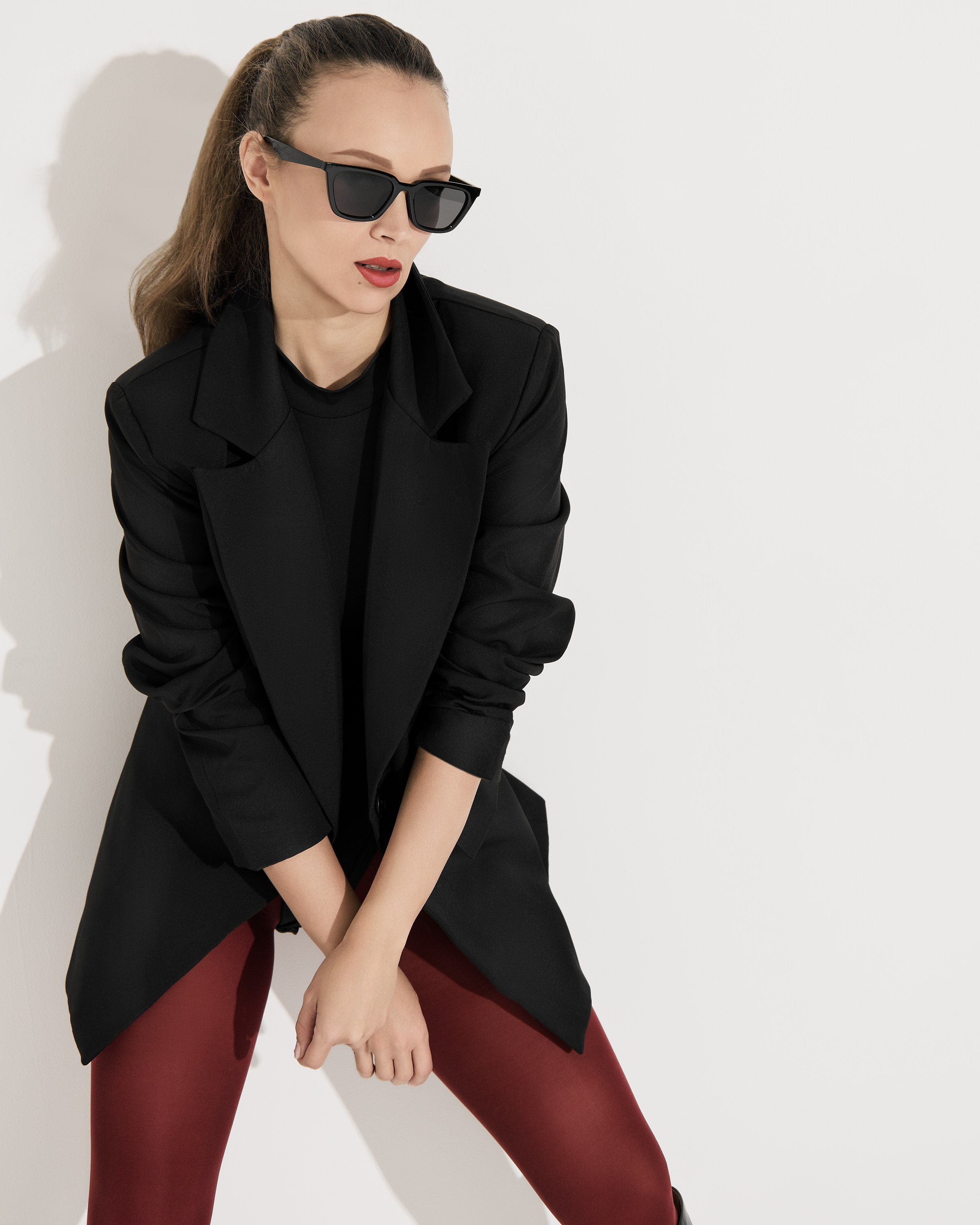 Контент. Меня зовут Марина Конор, я портретный фэшн и контент фотограф в Москве